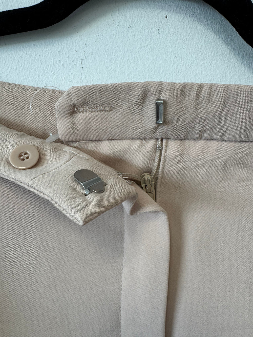 Mango Suit Women’s Stretch Trousers, Beige EU 44, Very Good Condition
