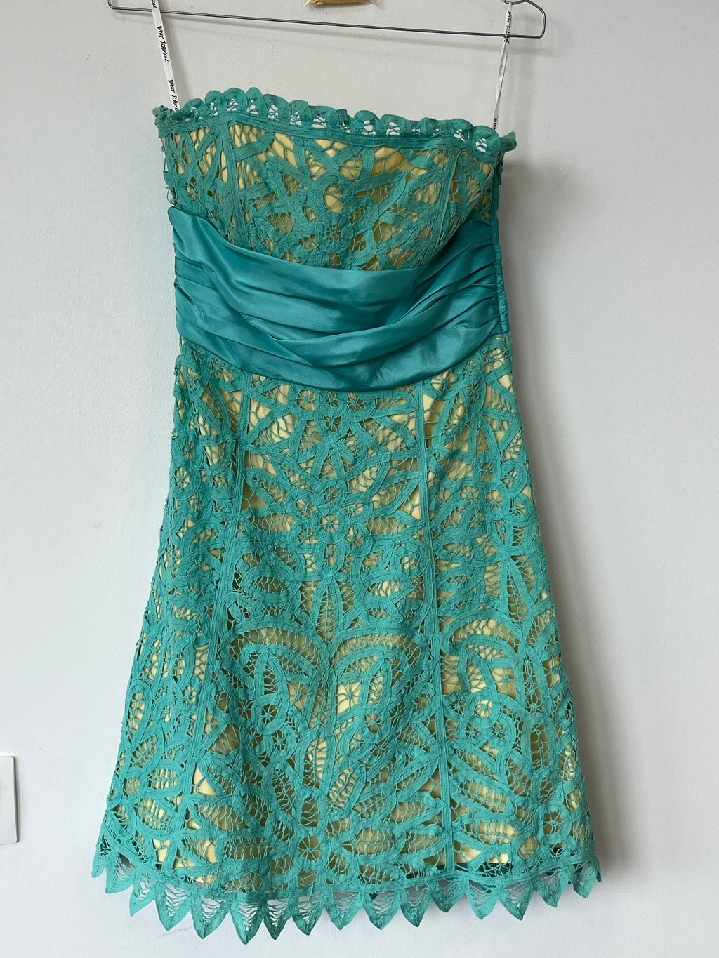 Betsey Johnson Cocktailkleid Spitze Aqua Gelb Gr. 8 Sehr Gut