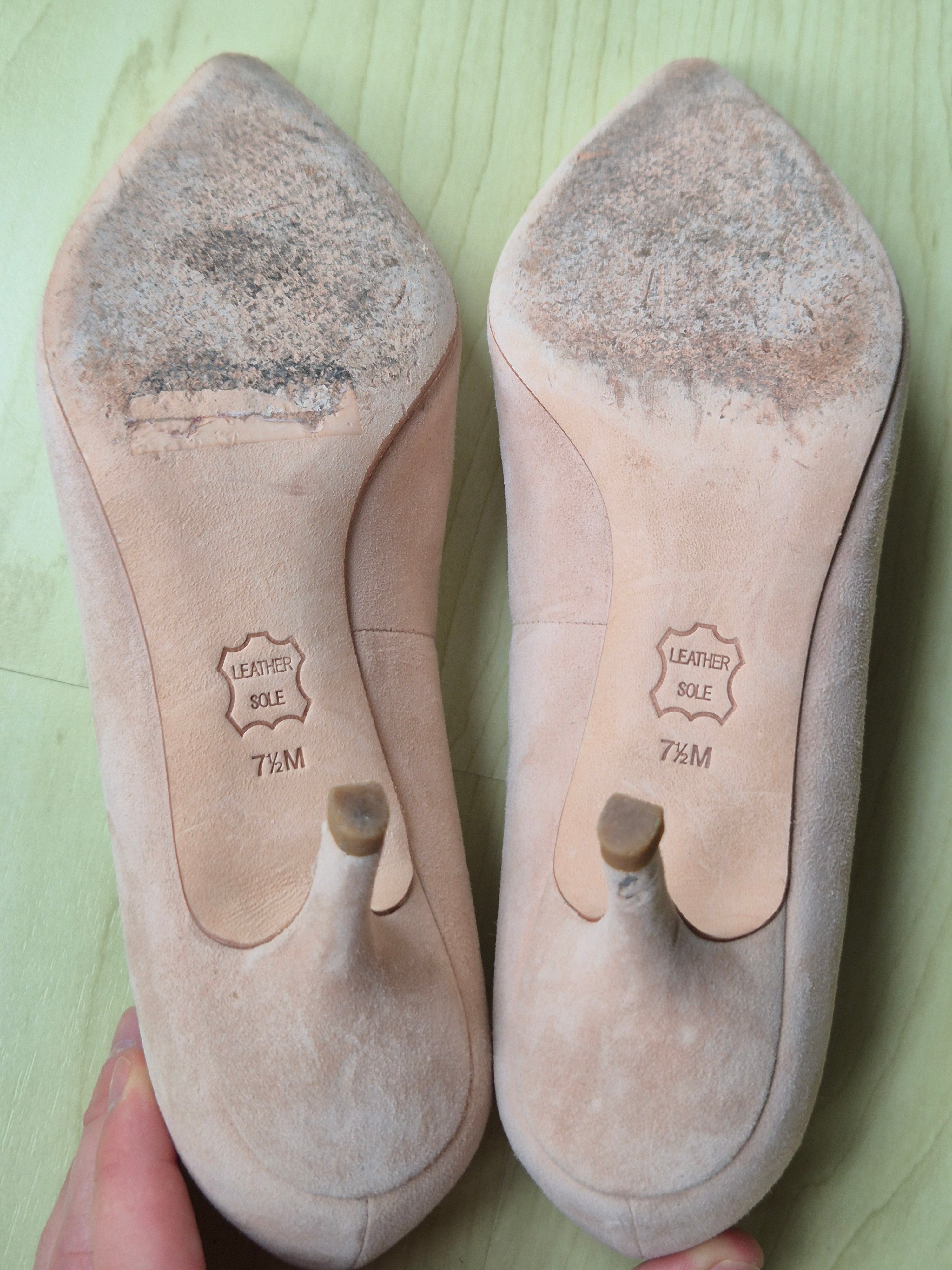 Tory Burch Emilia Pump 65mm Wildleder Beige EU 38 Gebraucht