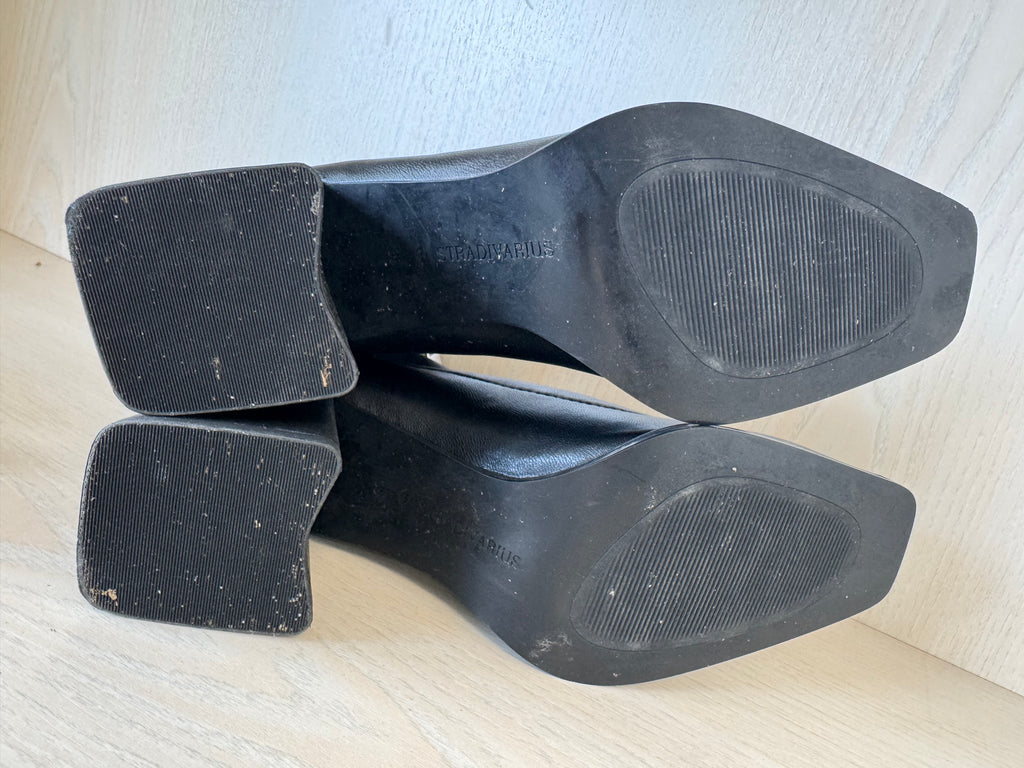 Stradivarius Black Front-Zip Ankle Boots, EU 38, Very Good Condition