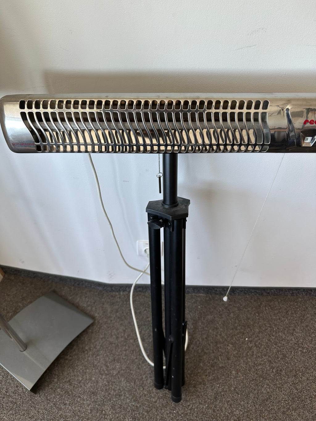 Reer 1928 Quartz Changing Table Heater with Stand, Silver, Medium, Very Good