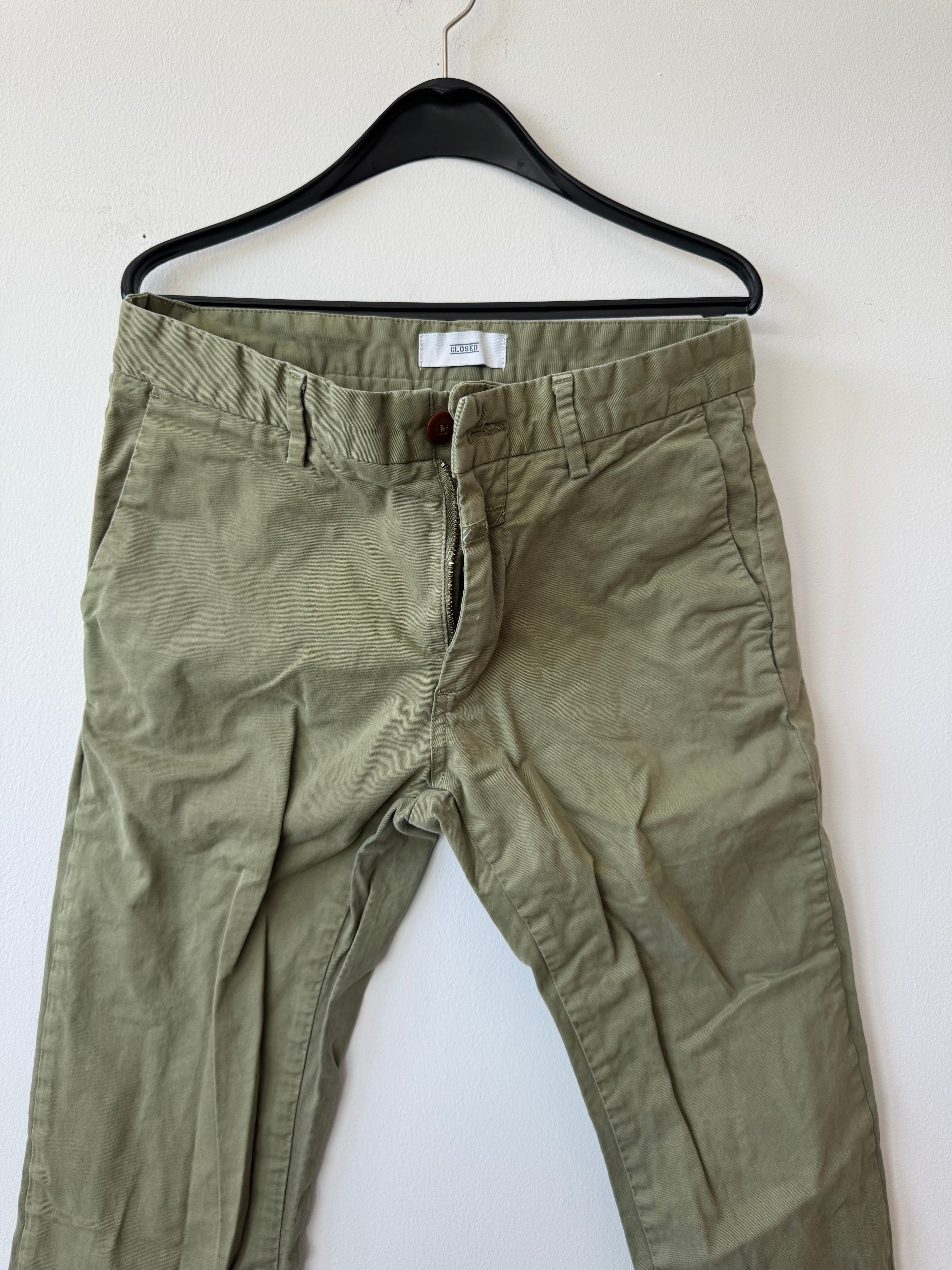 Closed „Clifton Skin“ Herren Chino W30 Oliv – Guter Zustand