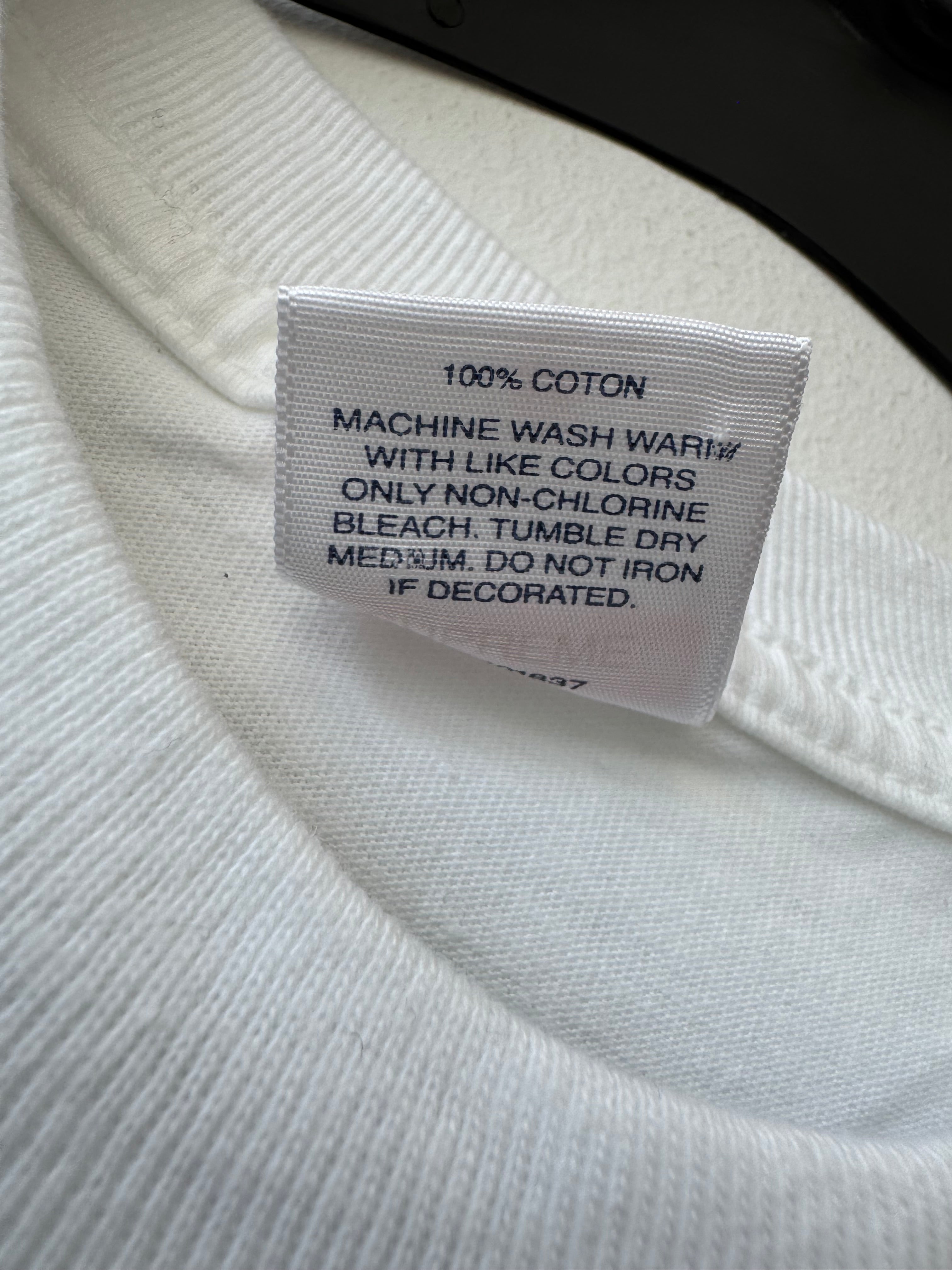 Supreme Box Logo Tee „Berlin / Alles Gute“ – Weiß, Größe M, wie neu