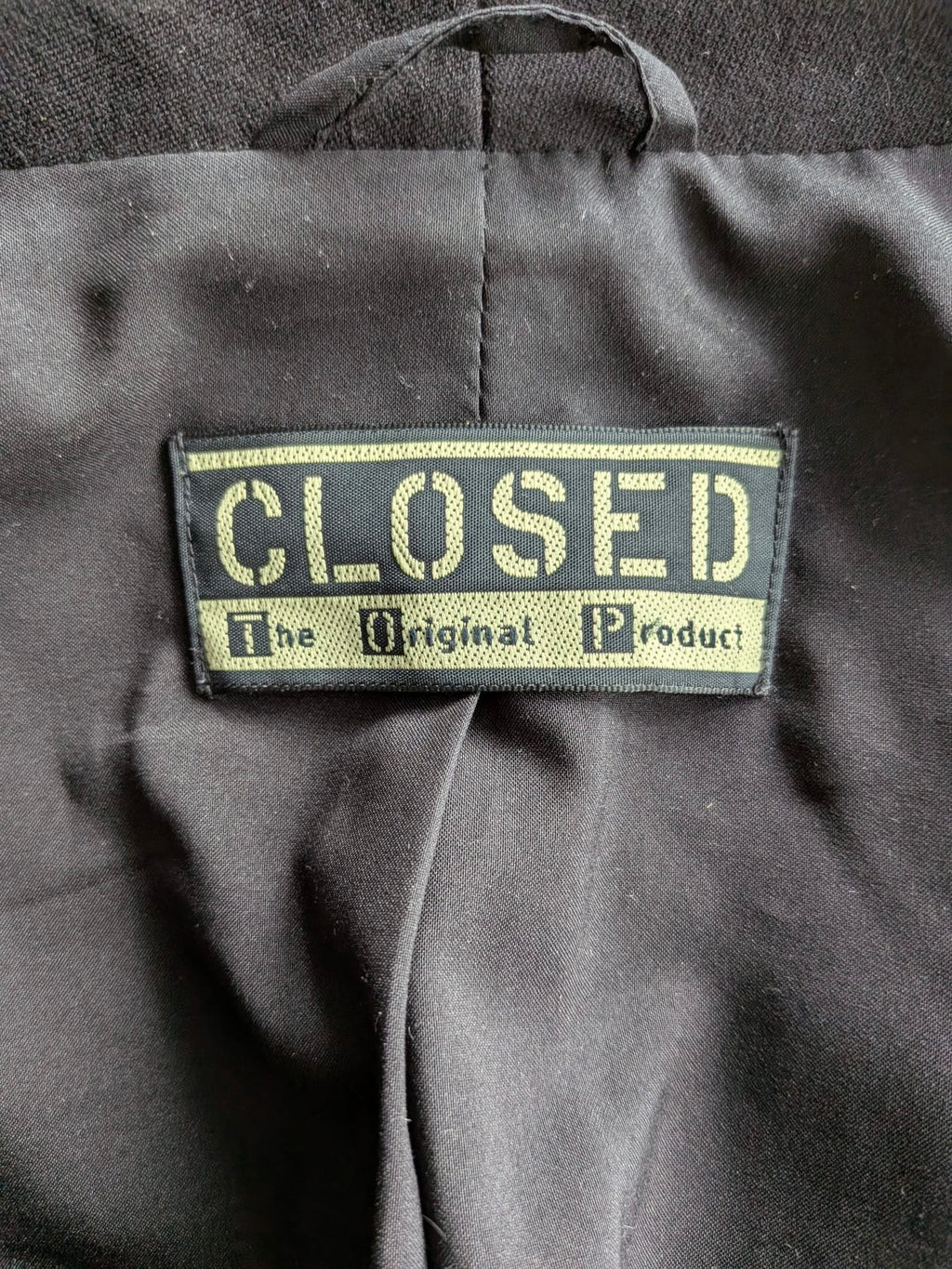 Closed COSMO Blazer Schwarz Gr. M – guter Zustand, kleiner Fleck