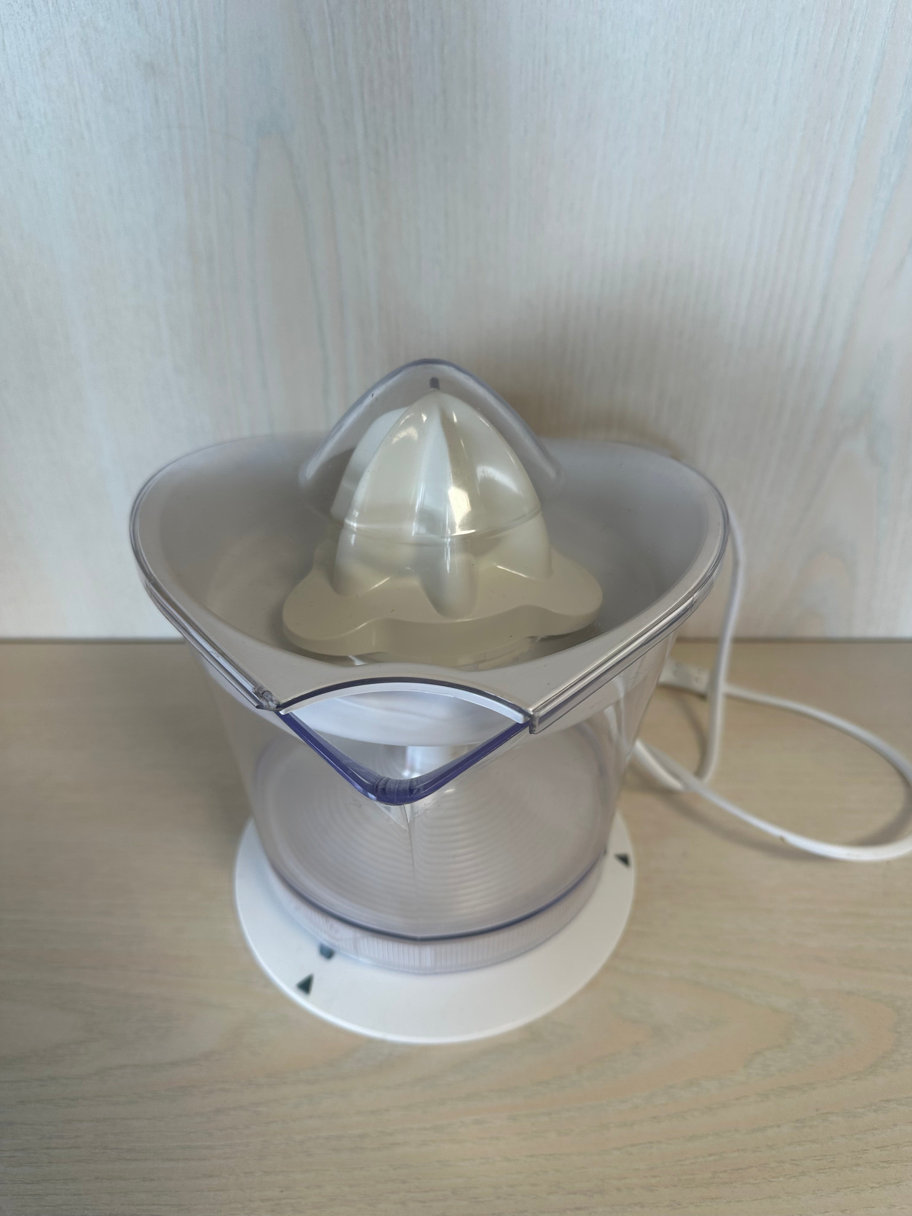 Braun Citromatic MPZ9 Entsafter – 1L, 20W, Weiß, sehr guter Zustand