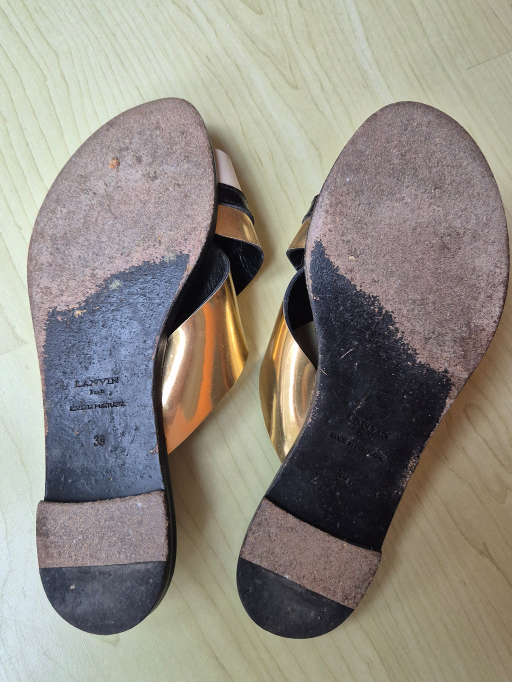 Lanvin Criss Cross Slide Sandals | Gold/Ivory Leather | EU 39 (US 9) | Used