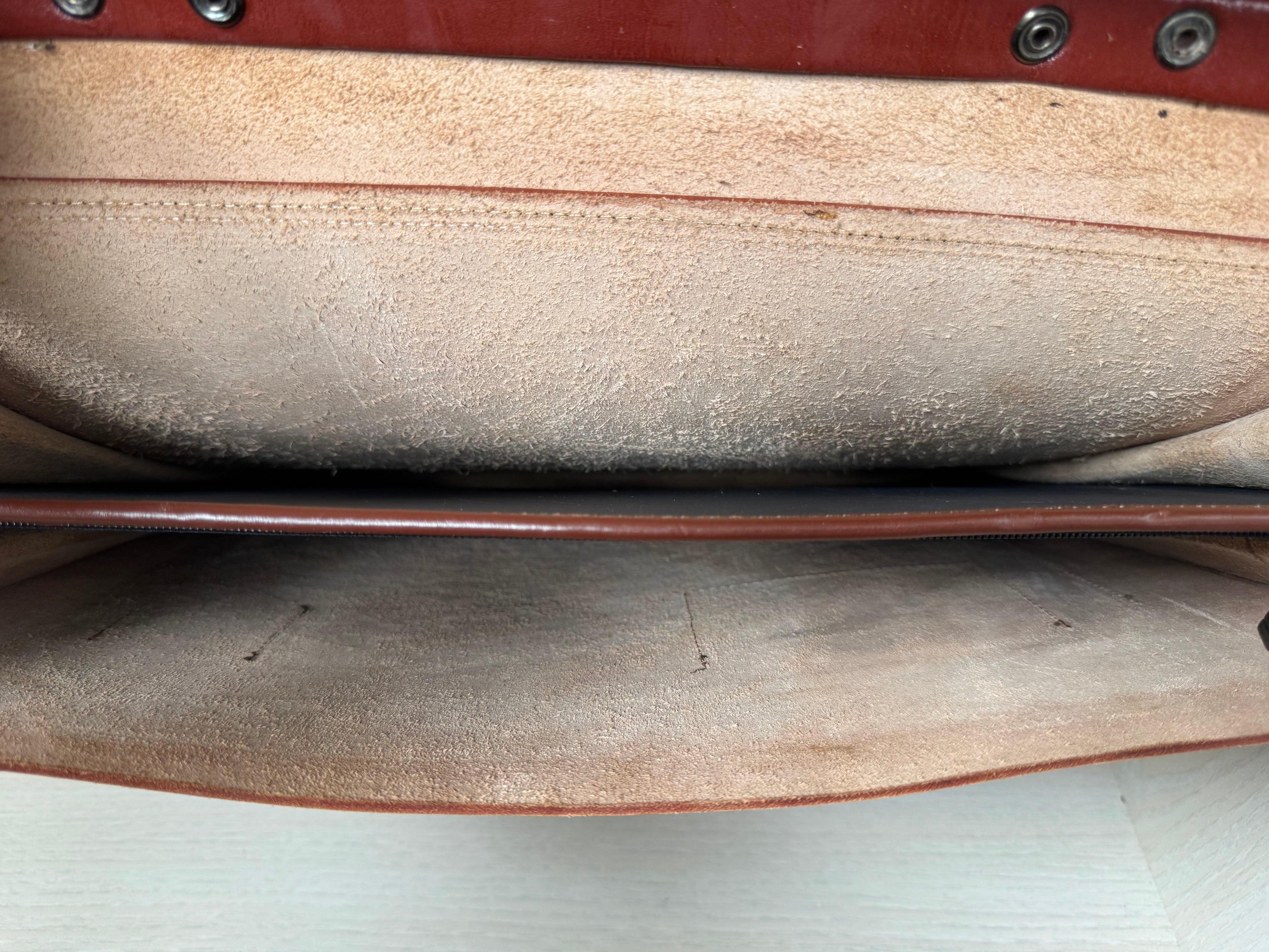 Goldrock Vintage Genuine Leather Briefcase – Medium Brown Satchel