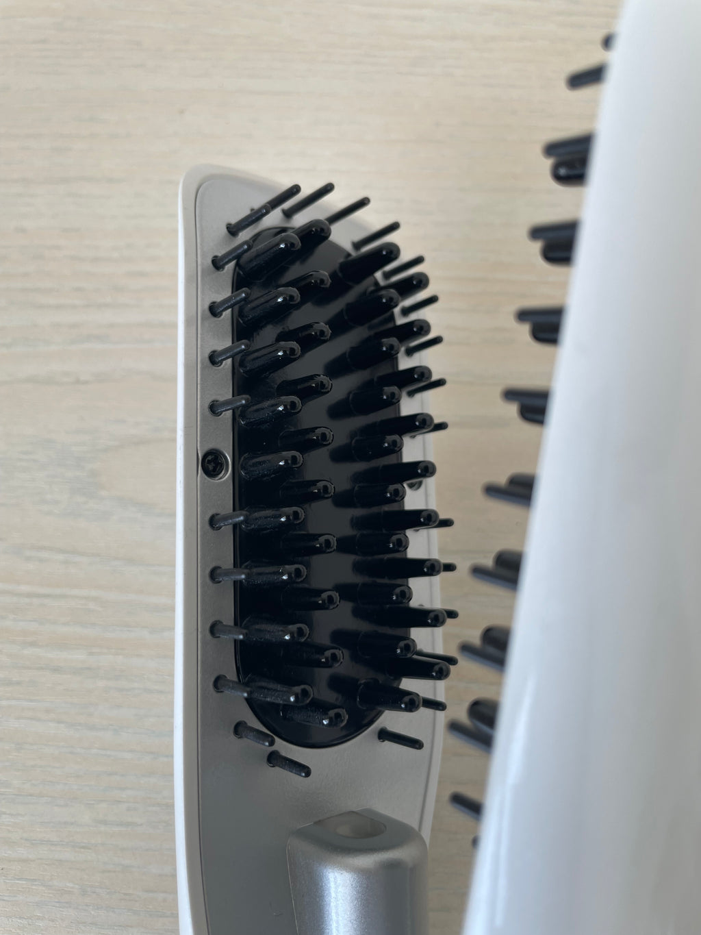 Silk’n GoBrush Mist Dampf-Glättbürste Weiß EU-Stecker Sehr Gut