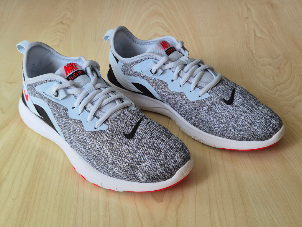 Nike Flex Trainer 9 Damen EU 40 Grau/Blau/Rot – sehr guter Zustand