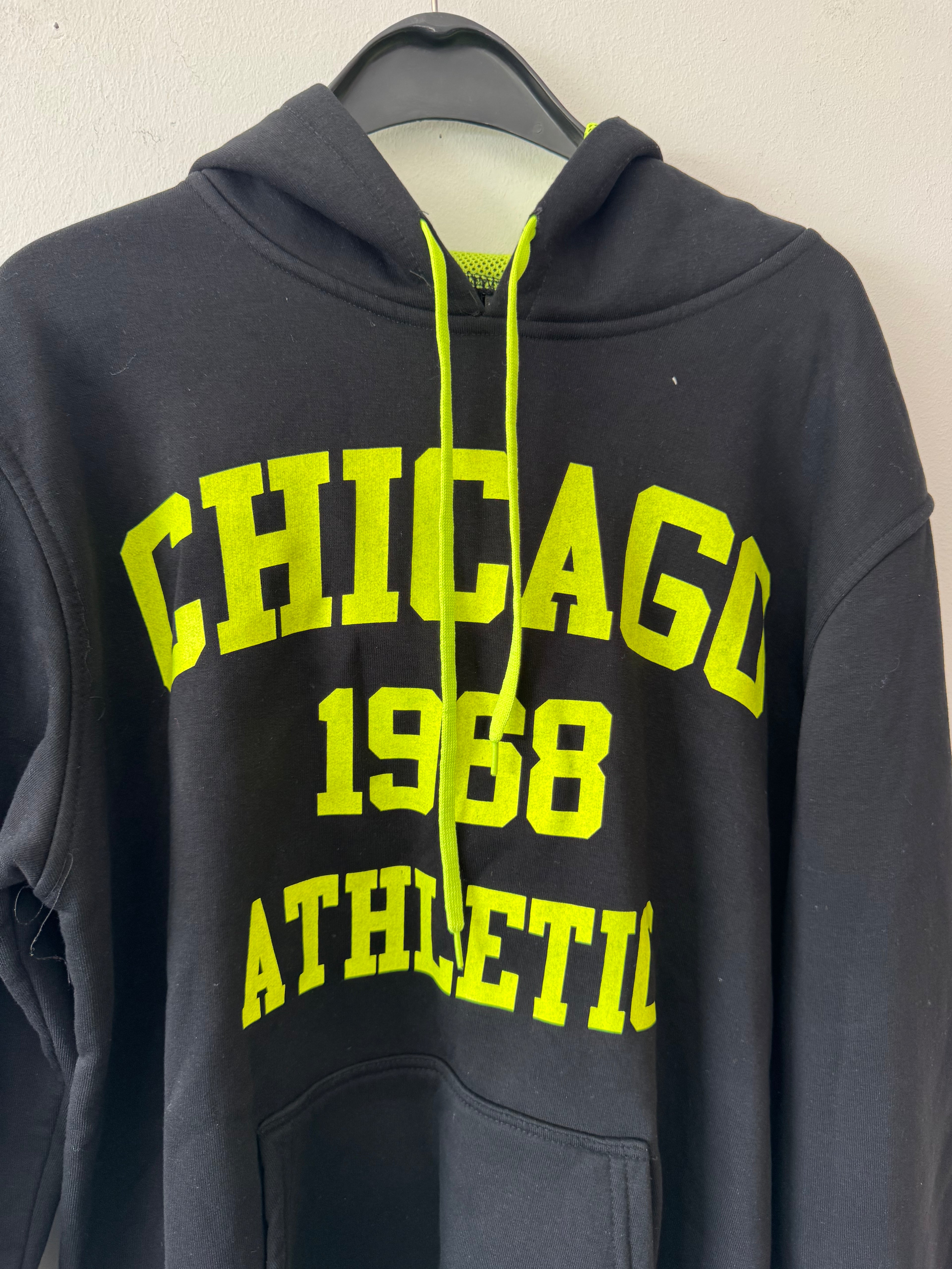 RAFF & TAFF Hoodie – Schwarz mit Neon-Grün, Größe L, Neu