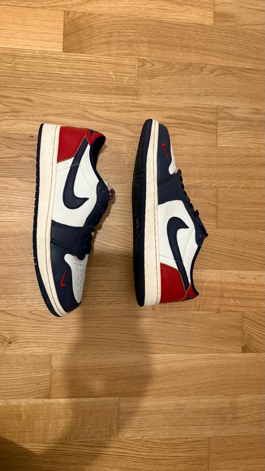 Air Jordan 1 Low OG Summit White/Gym Red/Midnight Navy | EU 42 | OVP | Top