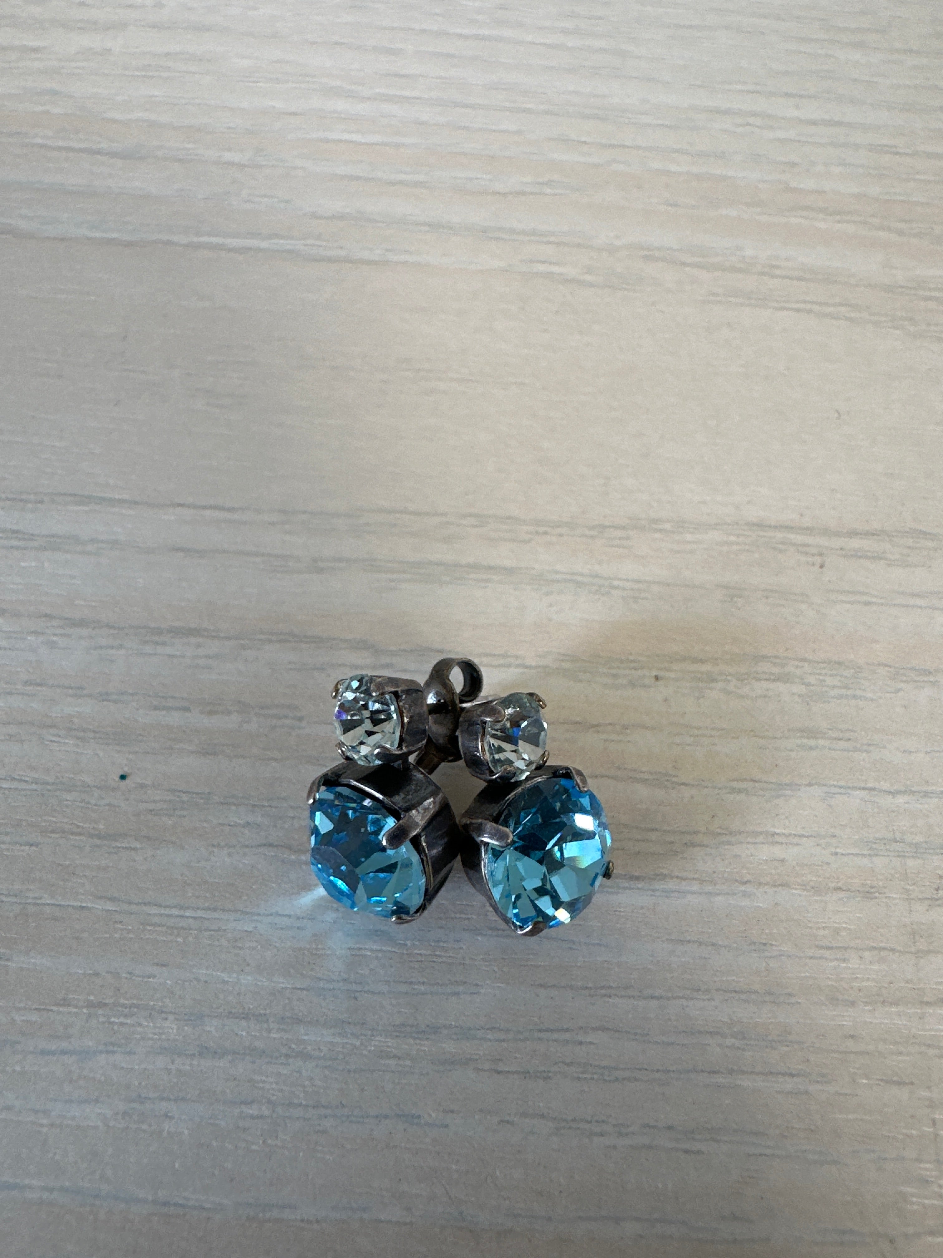Vintage aqua blue double-crystal stud earrings, antique bronze, good condition