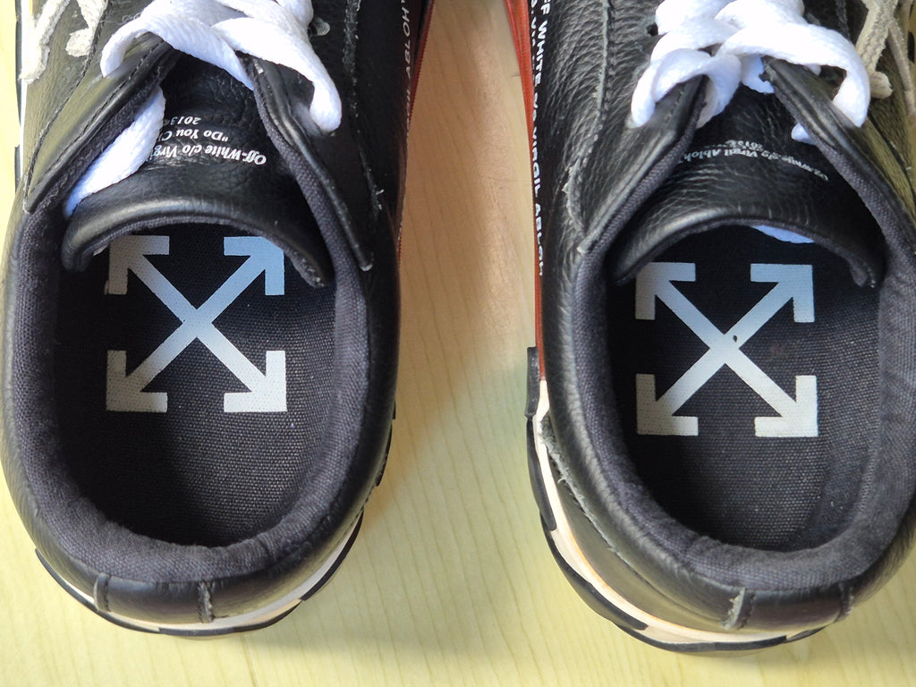 Off-White Vulcanized Low Leder Sneaker Schwarz EU 38 mit Box Sehr Gut