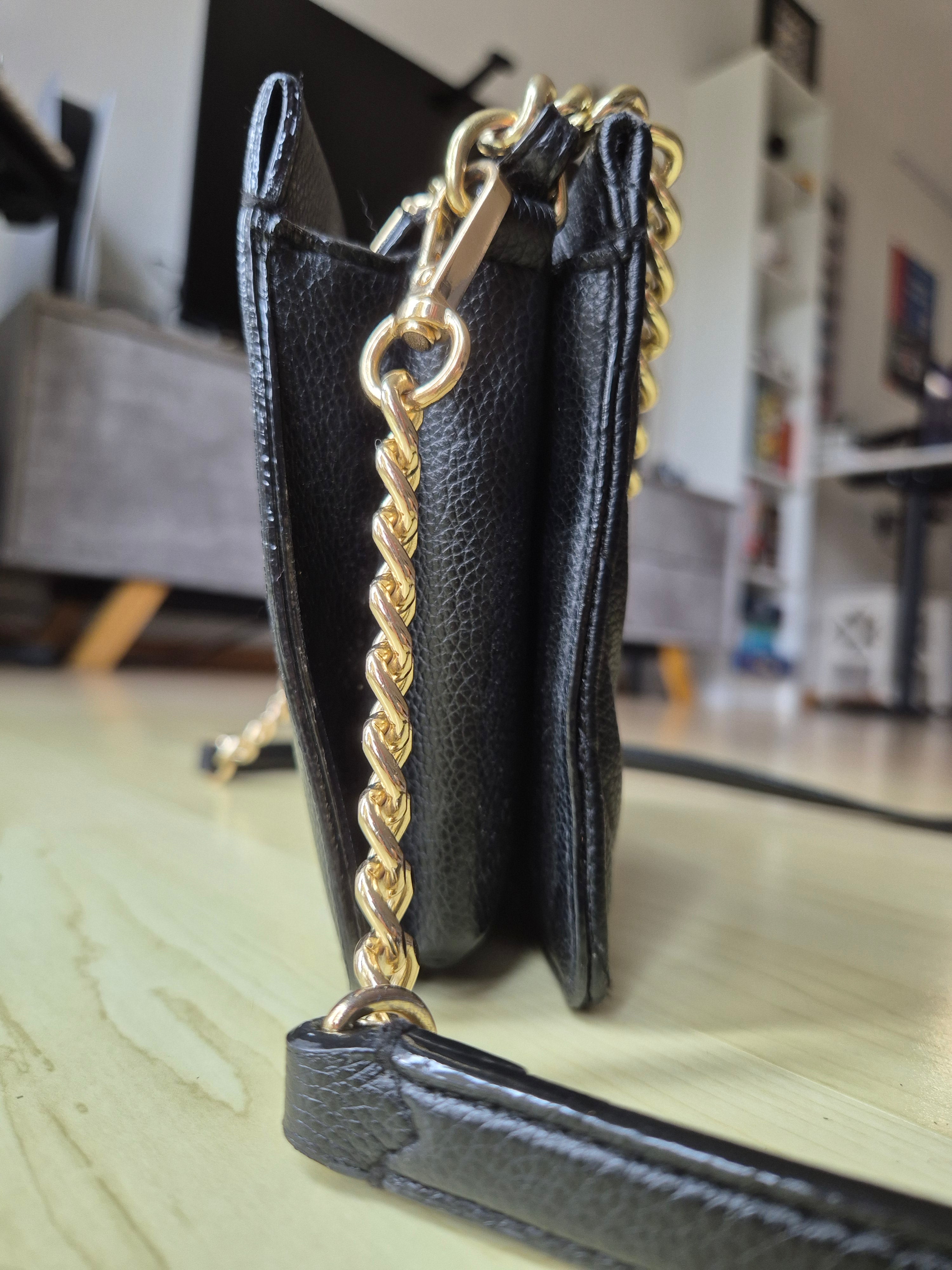Victoria's Secret V Quilt Crossbody | Black | Gold Chain | Very Good Condition