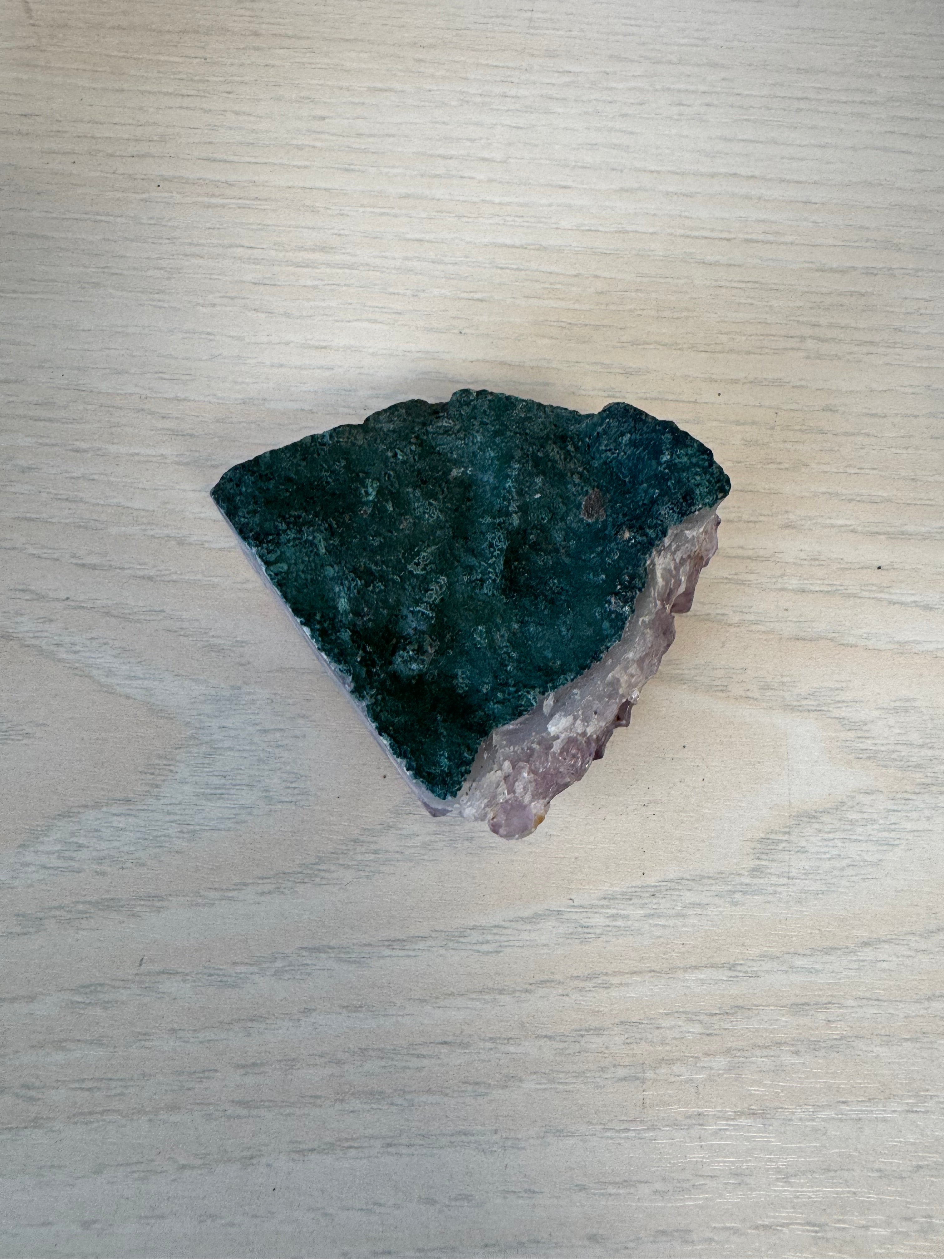 Amethyst Kristall-Cluster 213g – Tiefviolett, Natur, Sehr guter Zustand