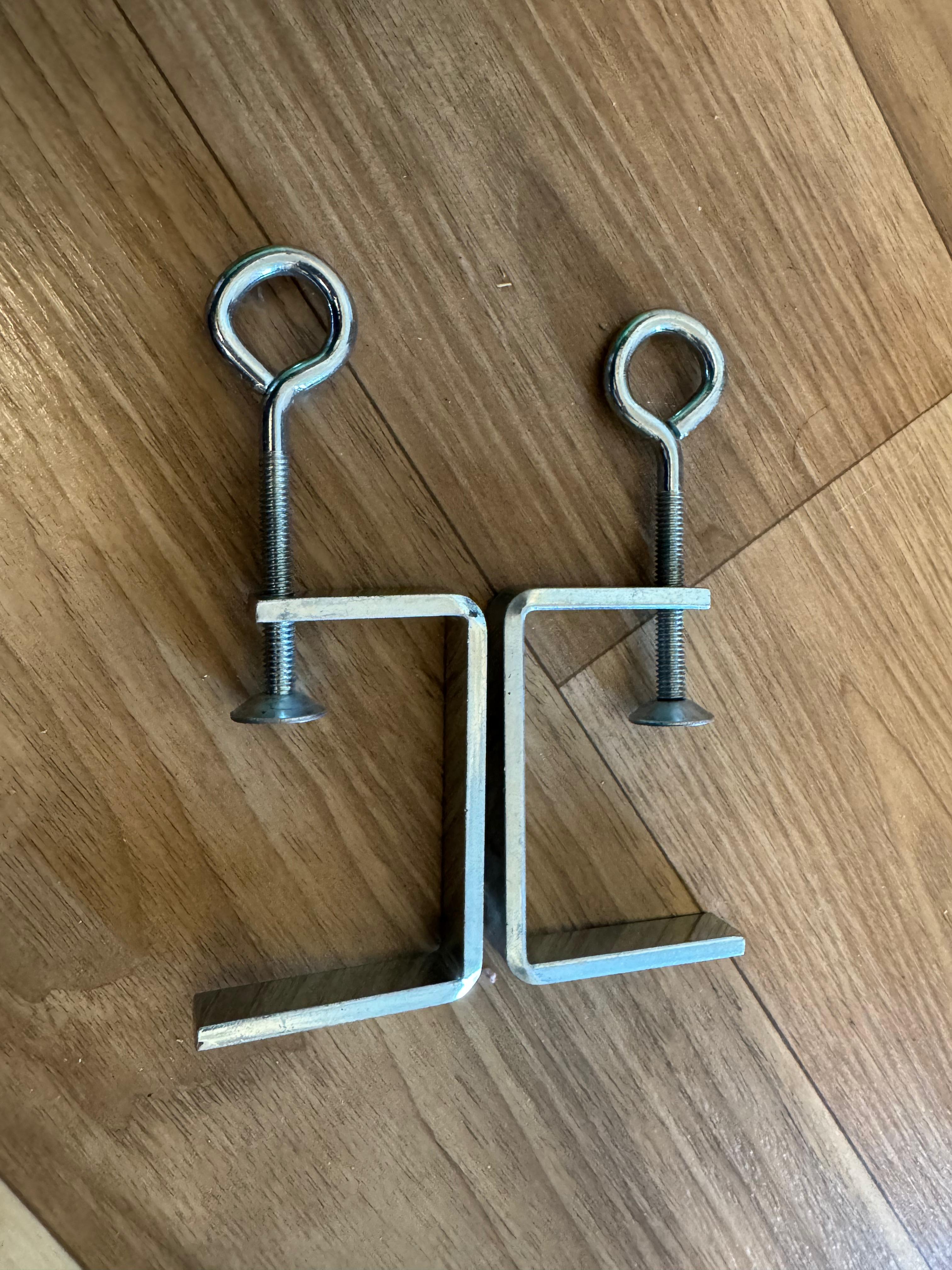 Otto Katzenliege Fensterbank – Schwarz, 60-70cm, sehr gut, inkl. Halterung