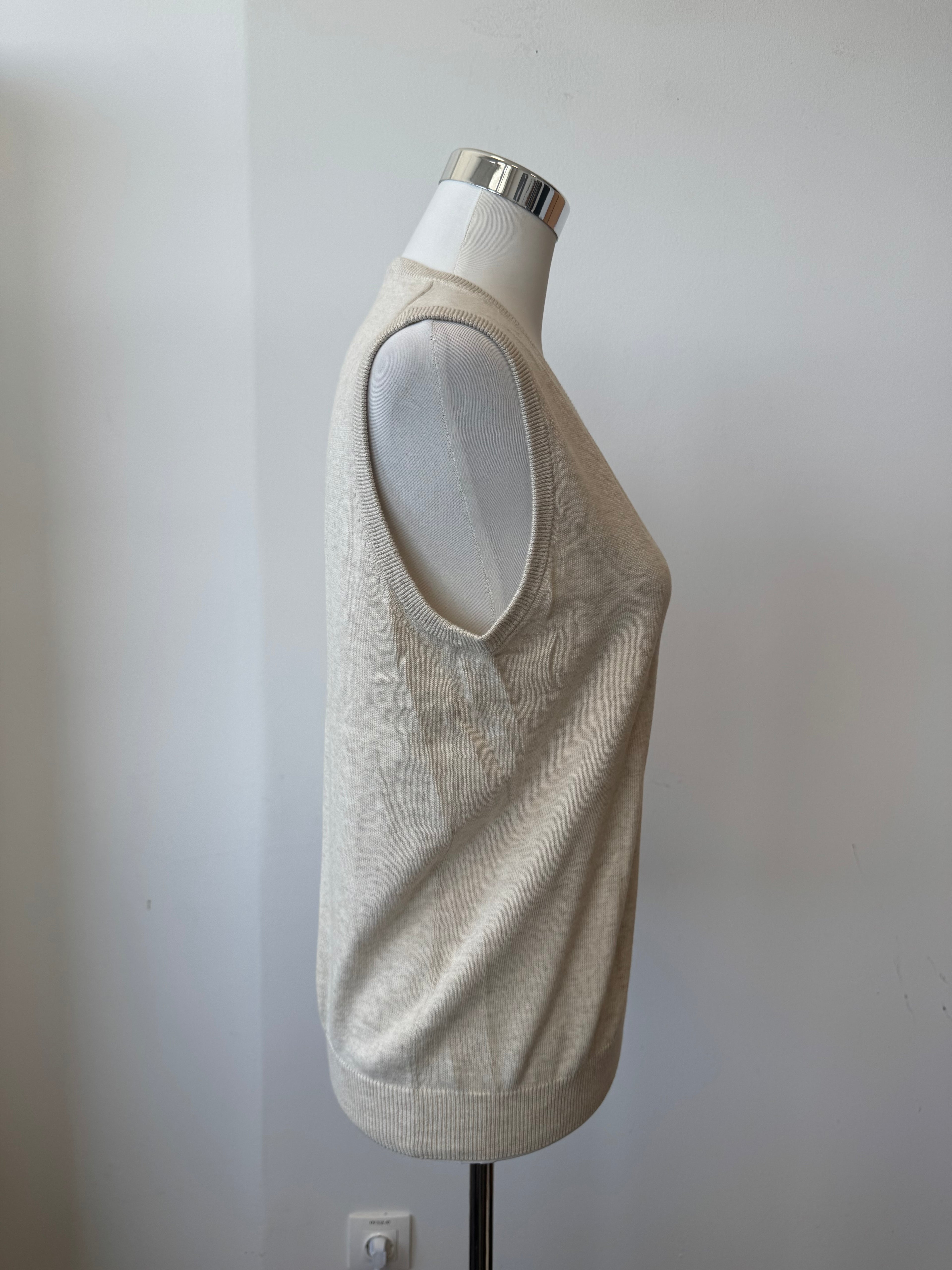 Valiente Women's Sleeveless V-Neck Sweater Vest Beige Size 38 M Cotton-Cashmere