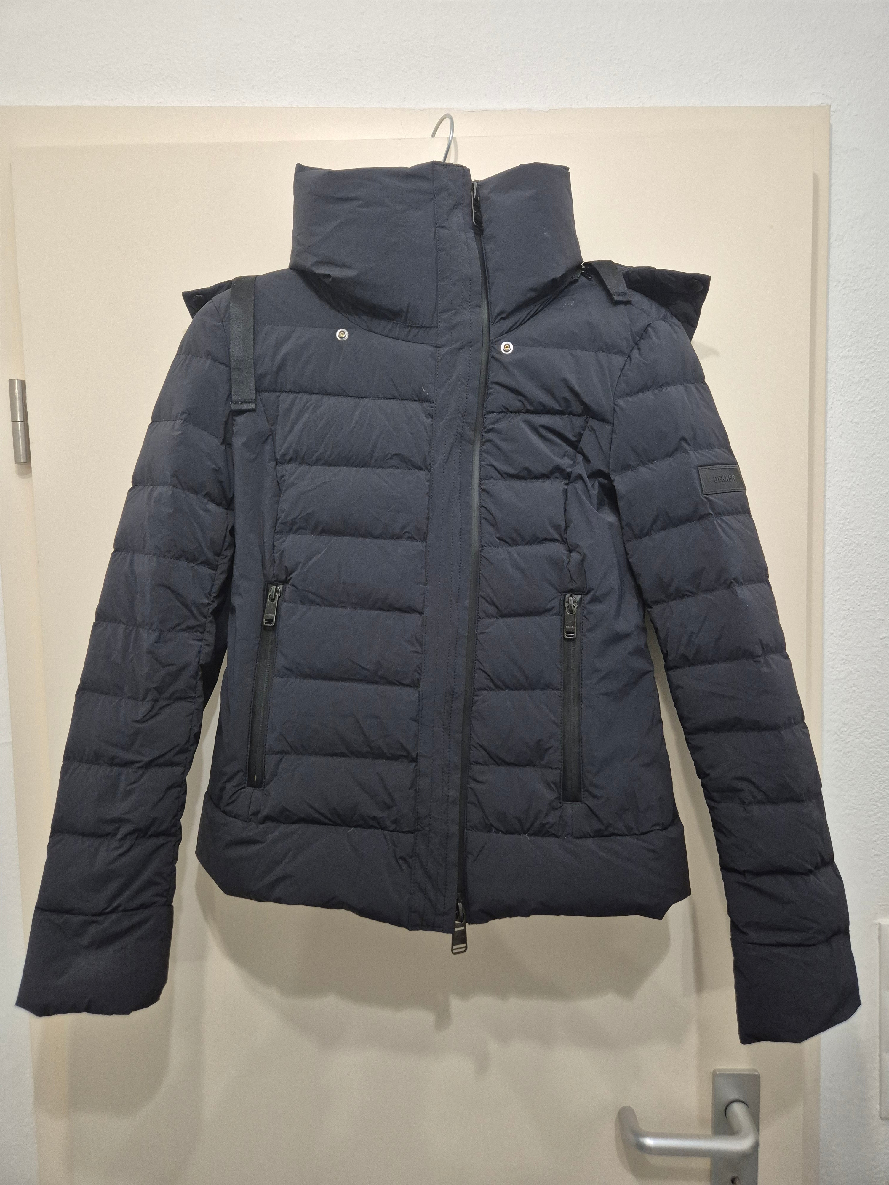 Dekker Women's Hooded Down Jacket IT 40/EU 36 Black, Good Condition