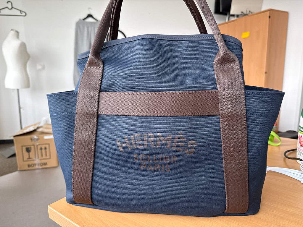 Hermès Sac de Pansage Groom Medium Canvas Navy/Braun mit Riemen, sehr gut