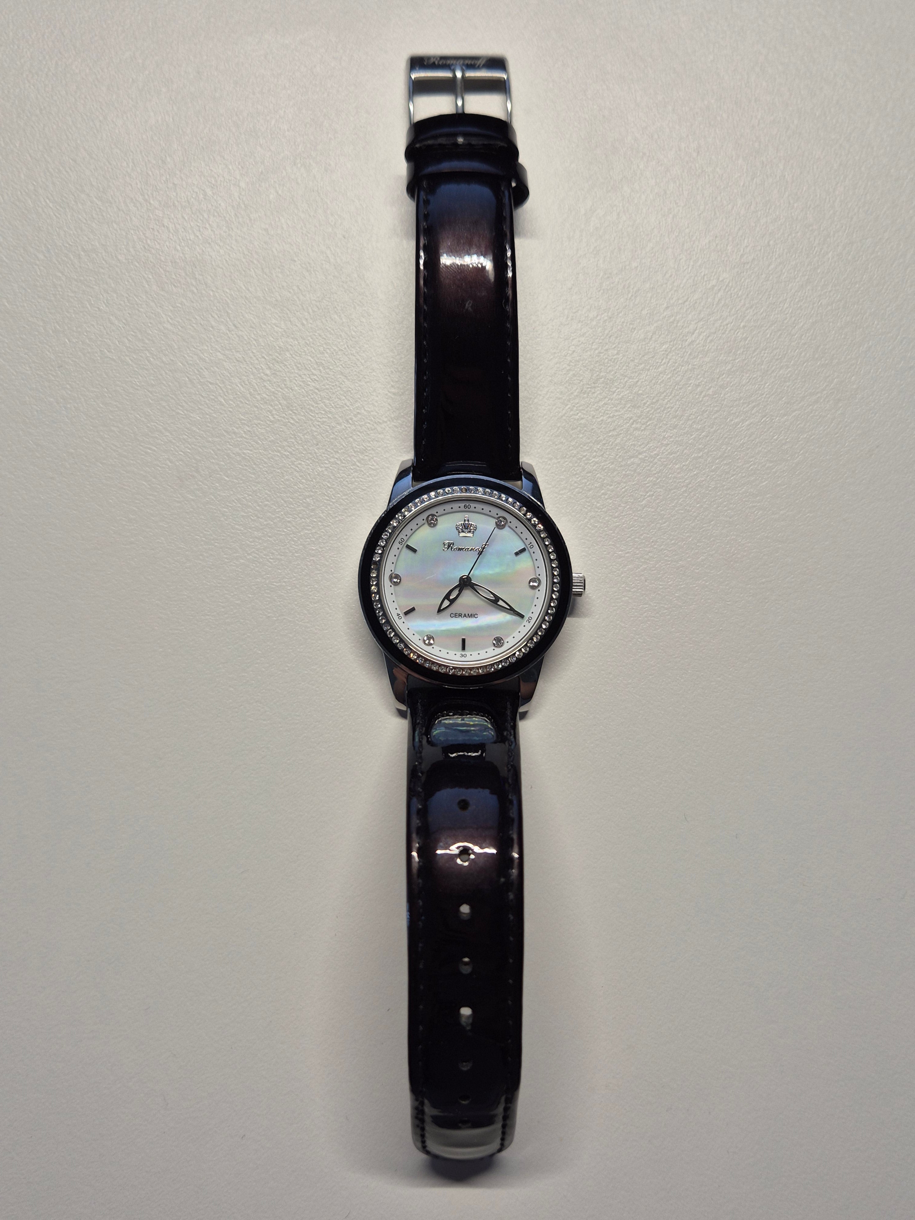 Romanoff Damen Uhr 5278 – Keramiklünette, MOP-Zifferblatt, Lederarmband, 32mm