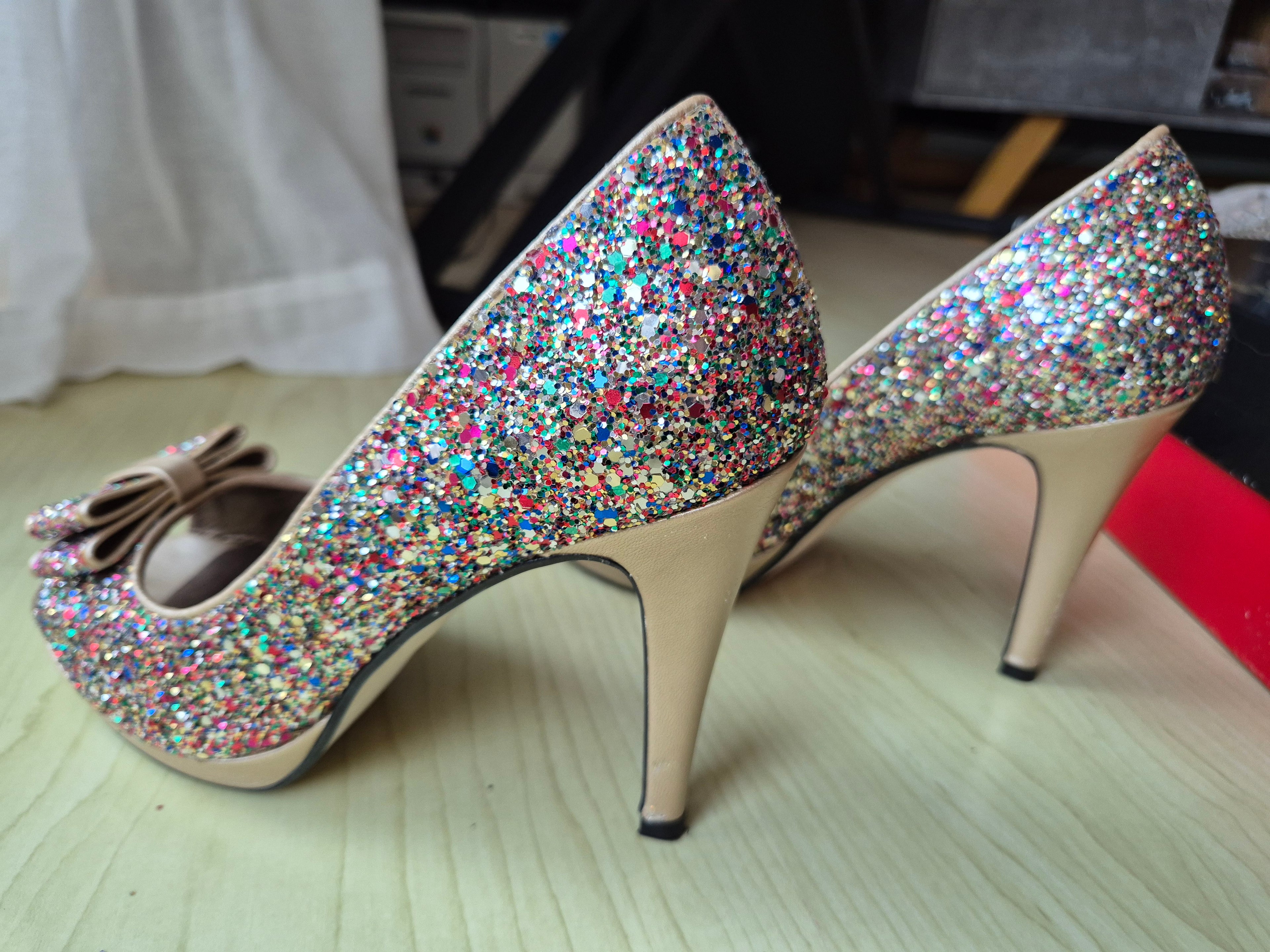 Nina Fiarucci Peep-Toe High Heels, Multicolor Glitter, Gr. 38, Sehr Gut