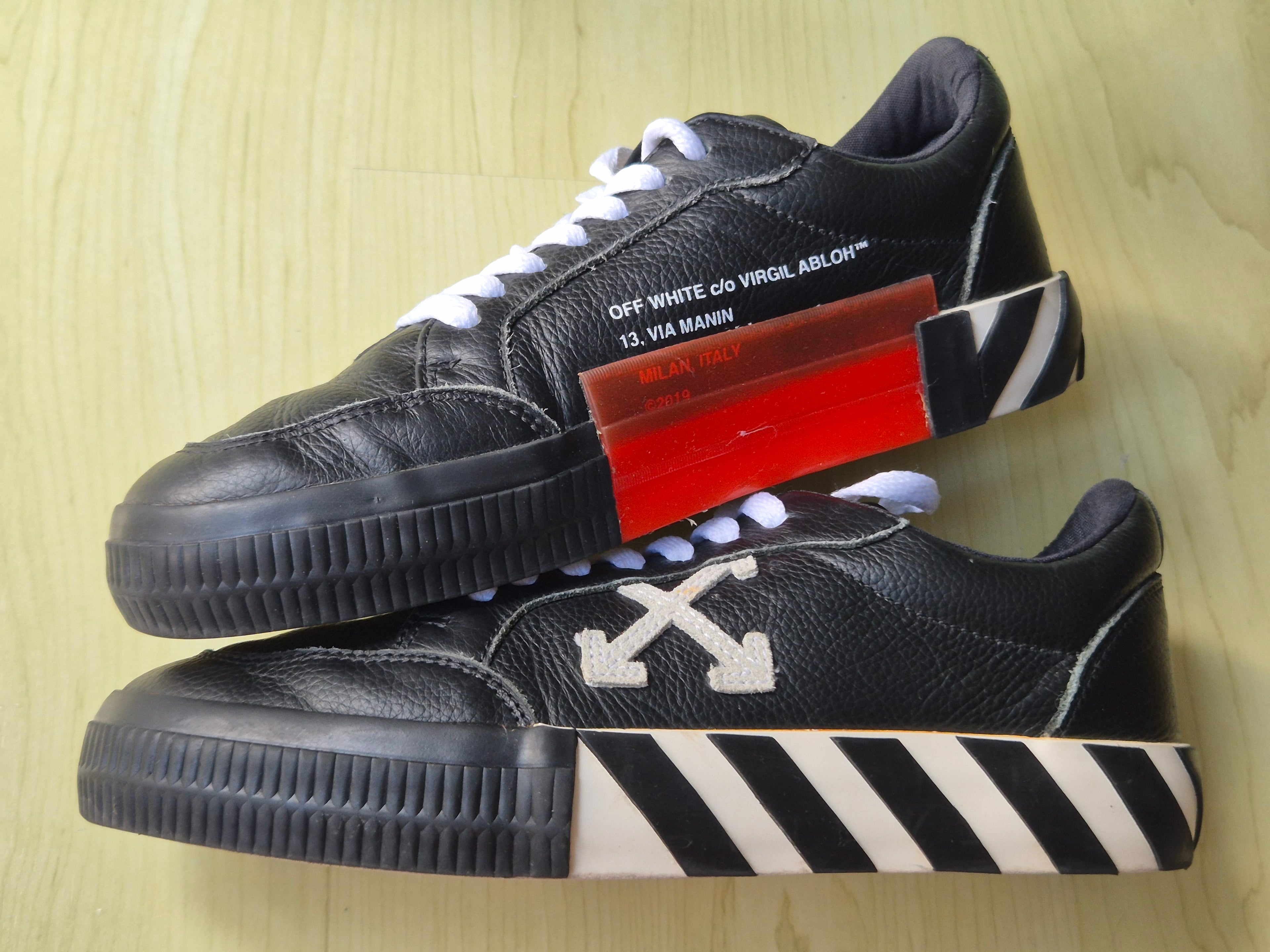 Off-White Vulcanized Low Leder Sneaker Schwarz EU 38 mit Box Sehr Gut