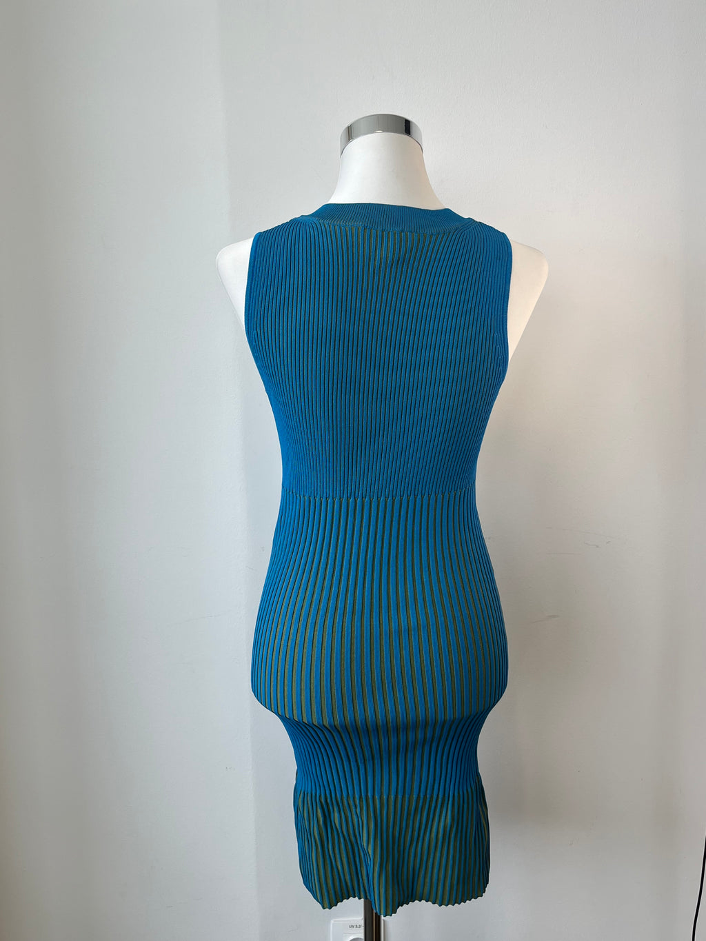 Bimba Y Lola Strickkleid S – teal, gerippter Stoff, plissierter Saum, sehr gut