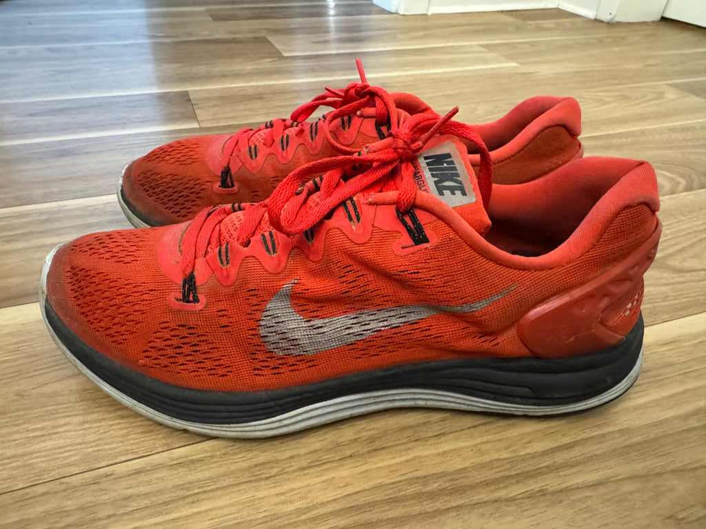 Nike Lunarglide 5 Größe 45 EU / 11 US – rote Laufschuhe gebraucht