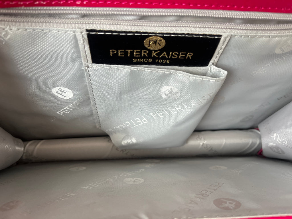 Peter Kaiser Magenta Lackleder Schulter-/Clutch-Tasche – Sehr guter Zustand