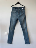 Closed Slim Fit Jeans W29 hellblau – guter Zustand