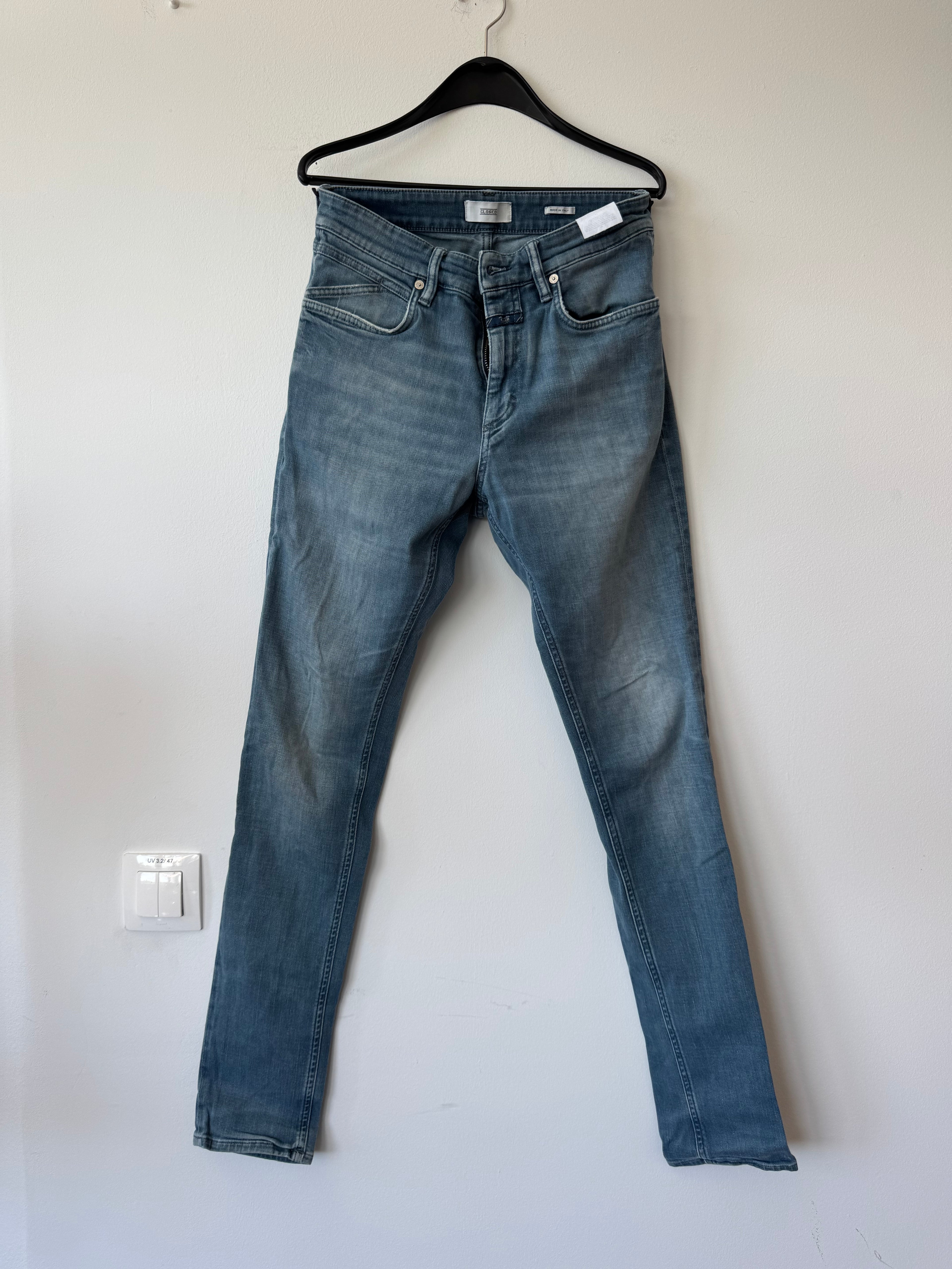 Closed Slim Fit Jeans W29 hellblau – guter Zustand
