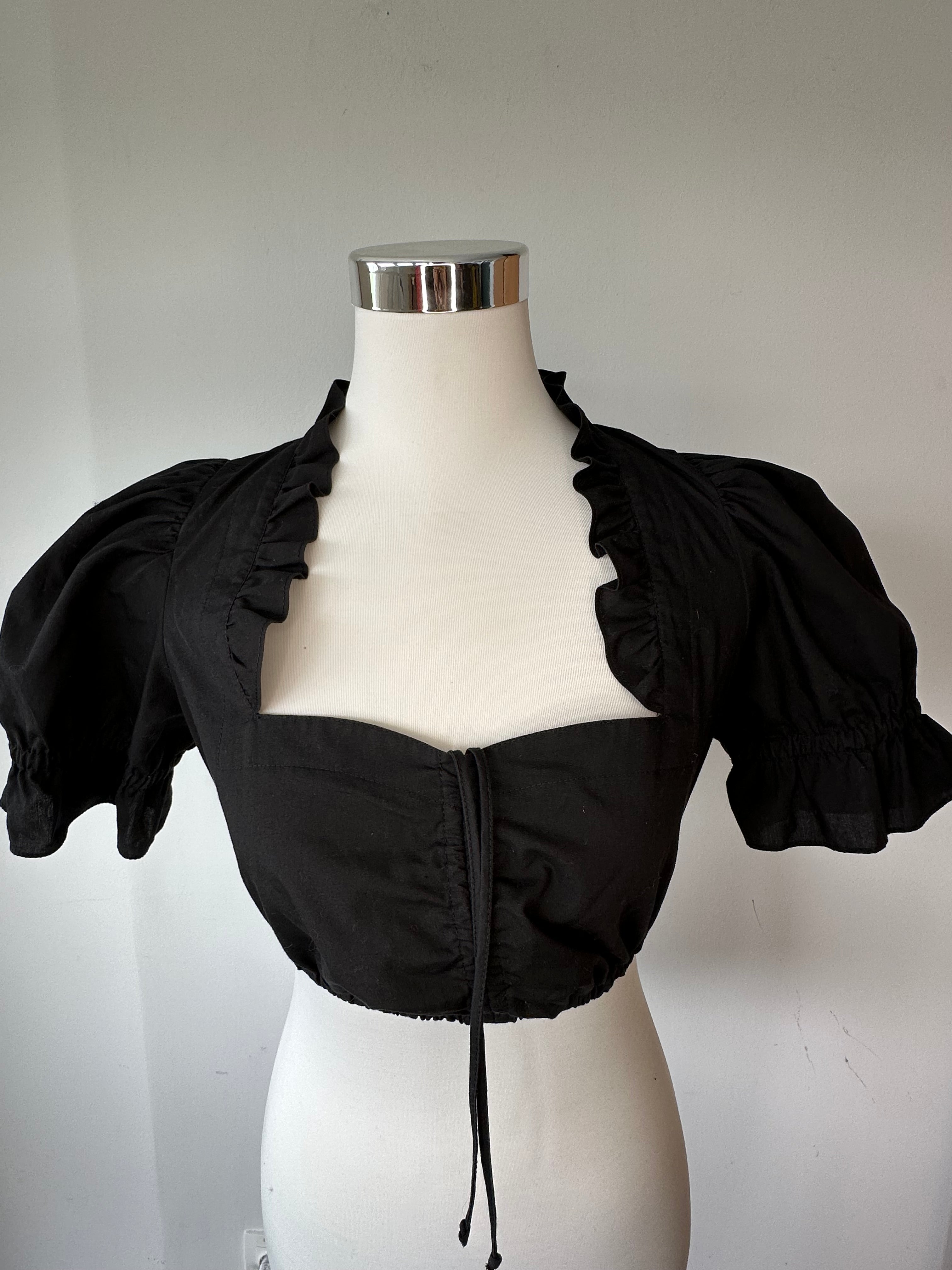 Distler Dirndl Bluse kurz Schwarz Gr. 36 Puffärmel guter Zustand