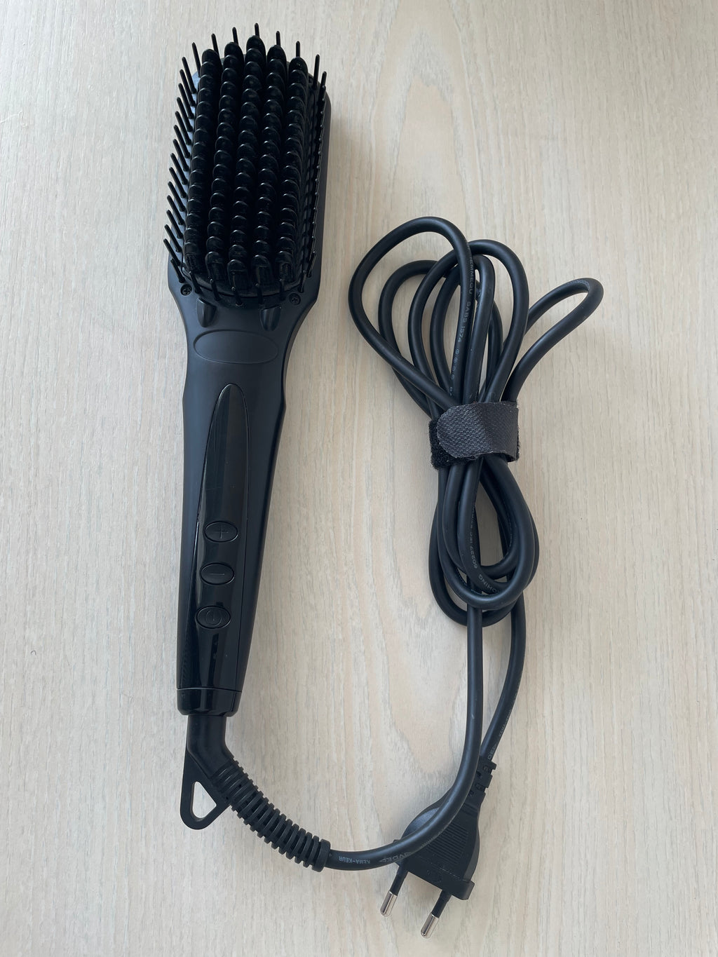 BearMoo Hair Straightening Brush Black Standard 220-240V Very Good