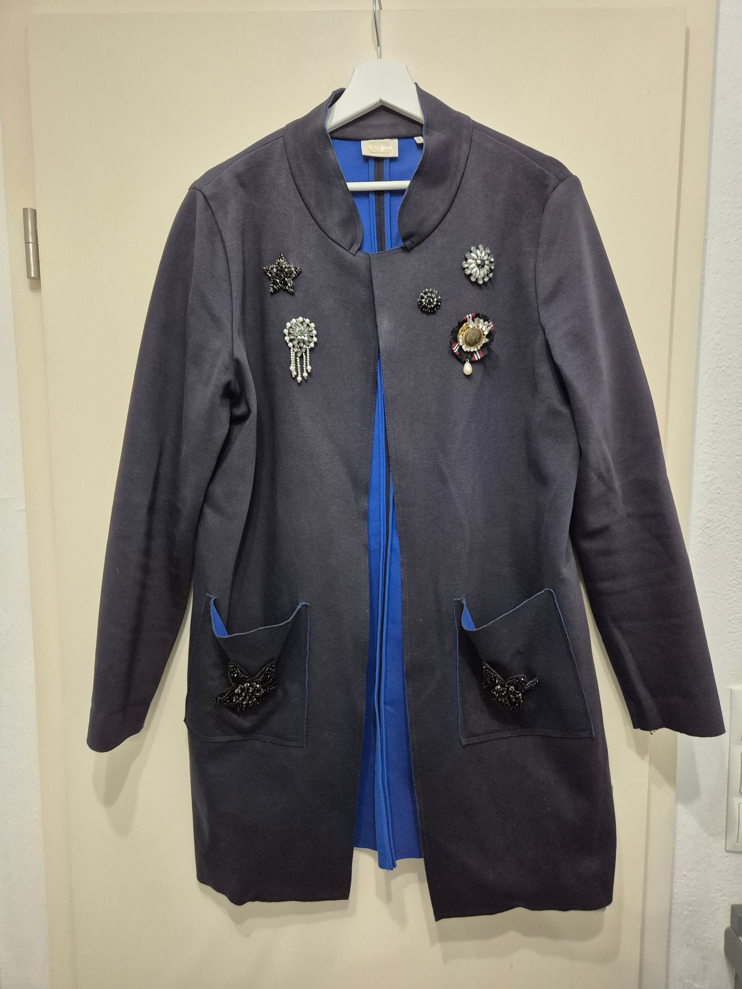 Rich & Royal Mantel, Gr. L, dunkelgrau/blau, verziert, guter Zustand