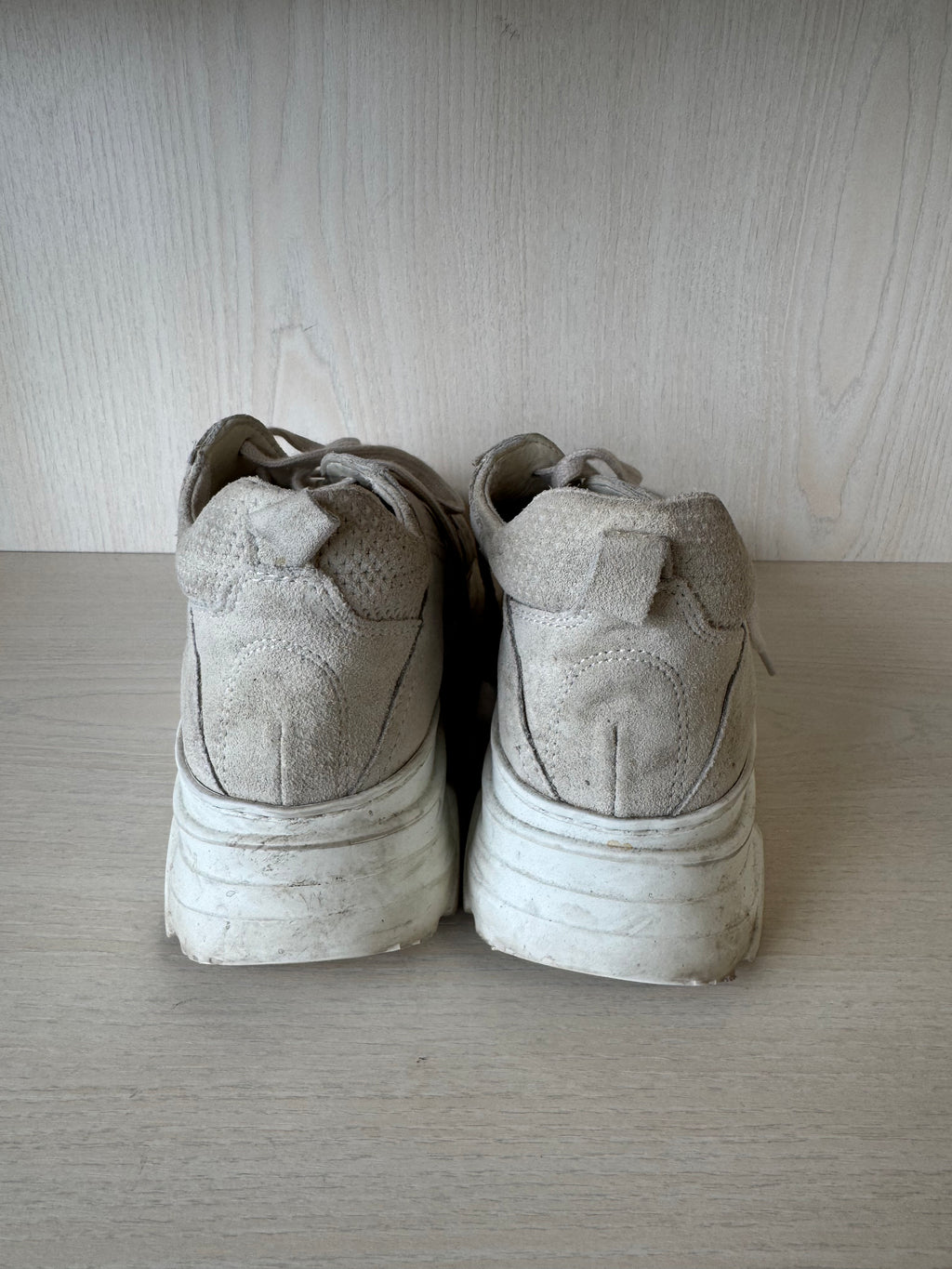 Copenhagen Studios CPH40 Nubuk Sneaker, Gr. 38, sandgrau, guter Zustand