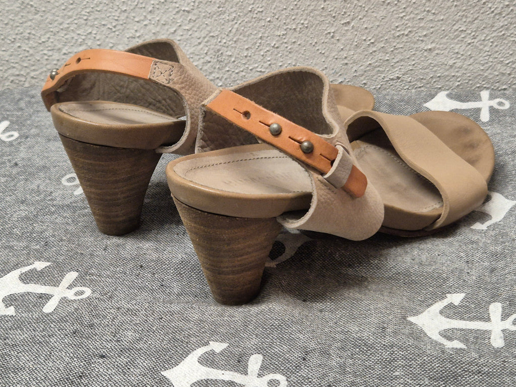 Humanoid Genuine Leather Sandals – Natural Beige, Size 38, Normal Use