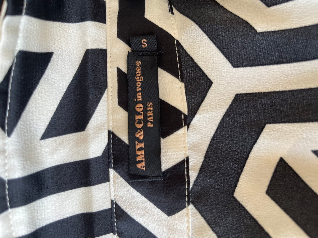 AMY & CLO geometric midi dress S – black/white, like new