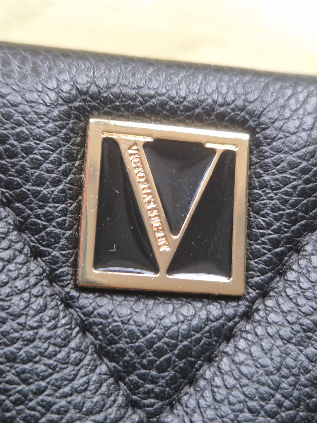 Victoria's Secret V Quilt Crossbody | Black | Gold Chain | Very Good Condition