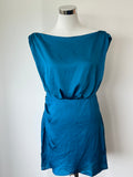 GUESS Yonna Drapiertes Kleid | Grecian Blue | Satin | Gr. M | Sehr gut