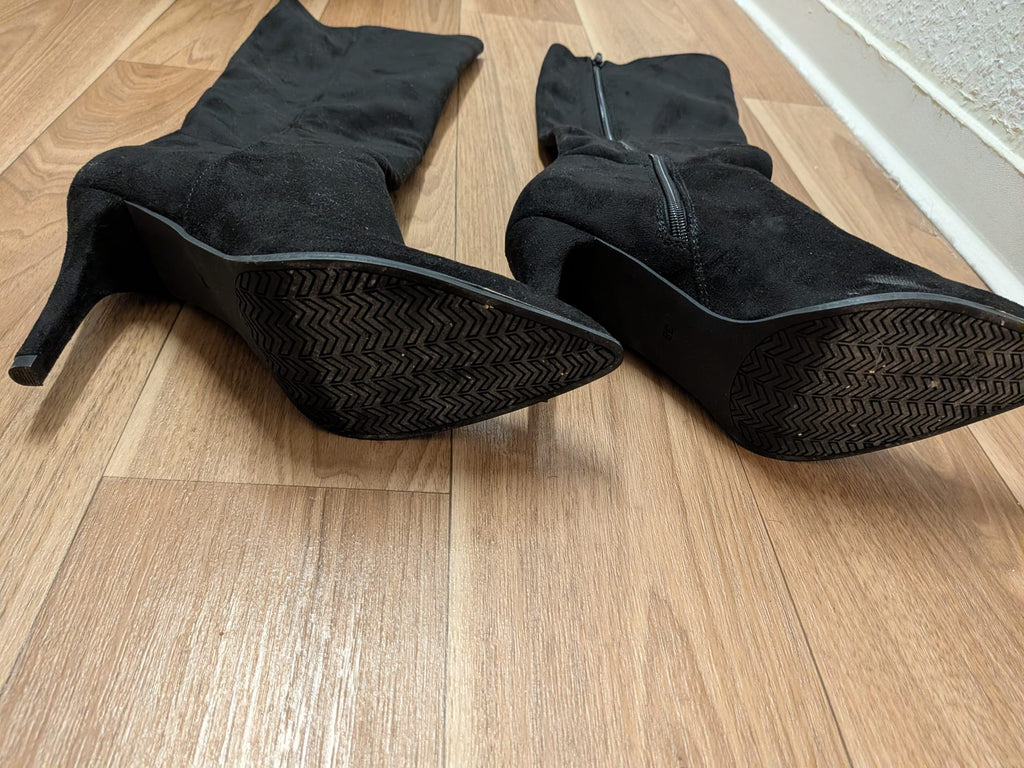 JLO by Jennifer Lopez Glyna Overknee-Stiefel, Schwarz, Wildleder, Gr. 38, Gut