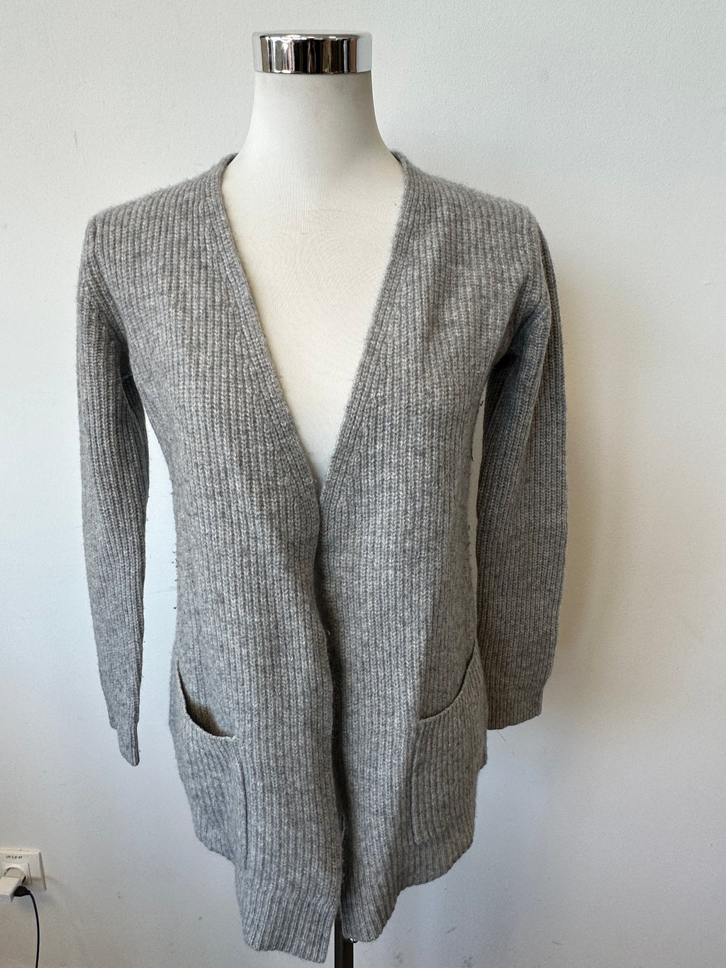 S. Marlon 100% Kaschmir Longline Cardigan S Hellgrau Sehr Gut