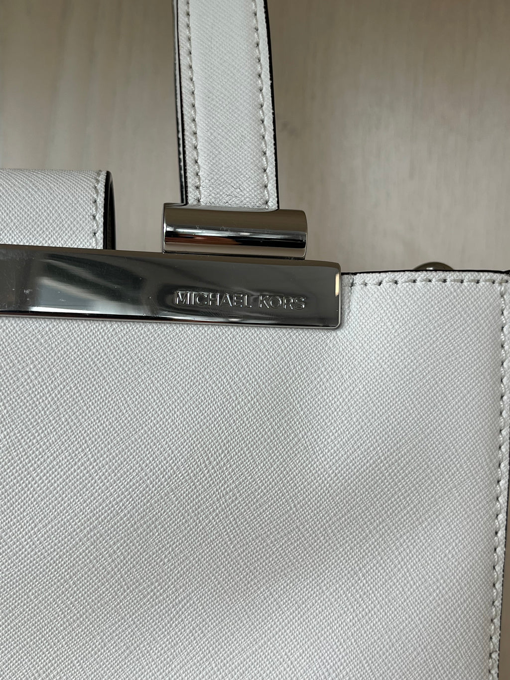 Michael Kors „Tilda“ Saffiano Satchel | Optic White | Silber | Top Zustand
