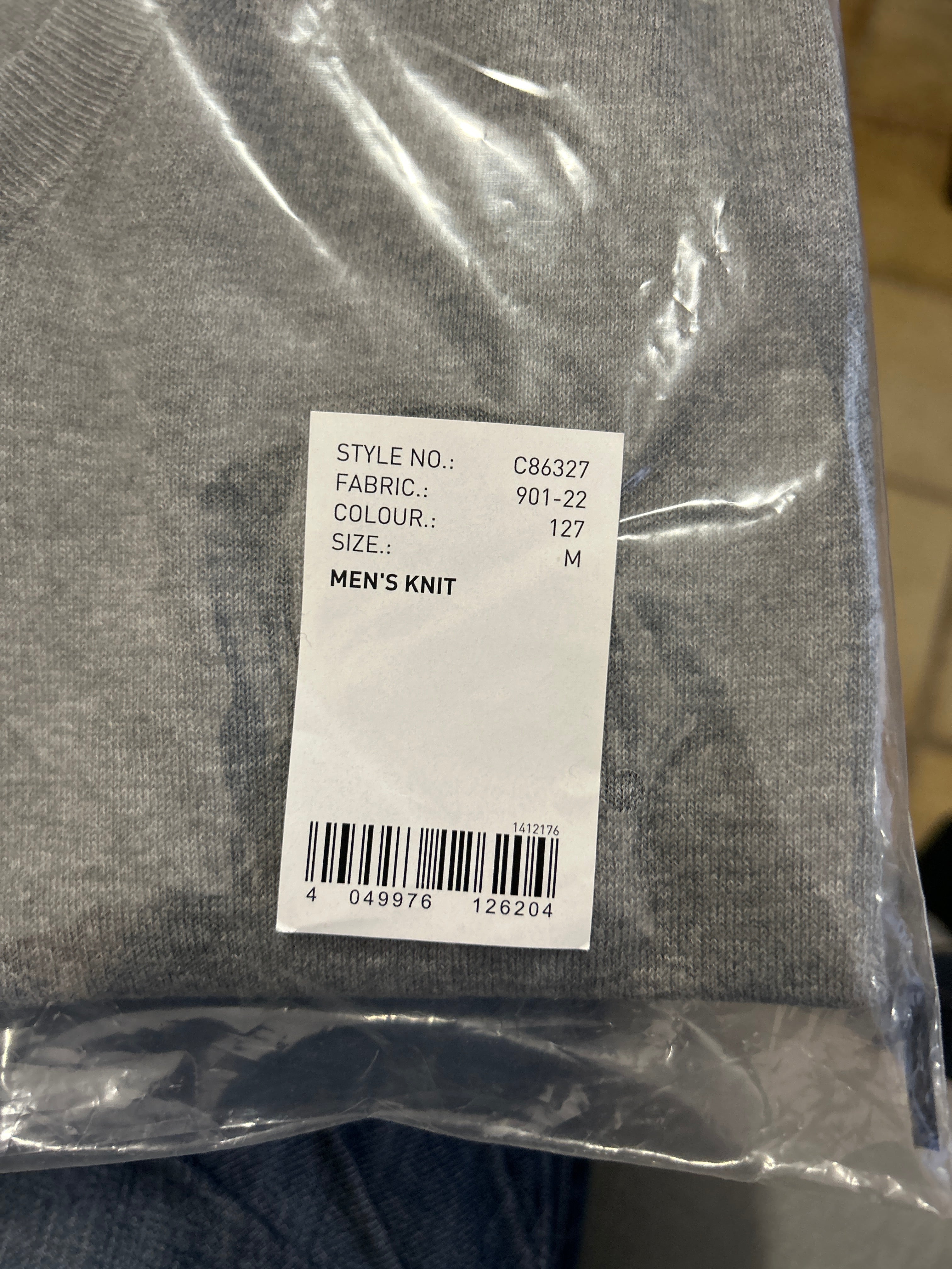 BRAND NEW Closed Men’s V-Neck Knit Jumper M Grey NWT