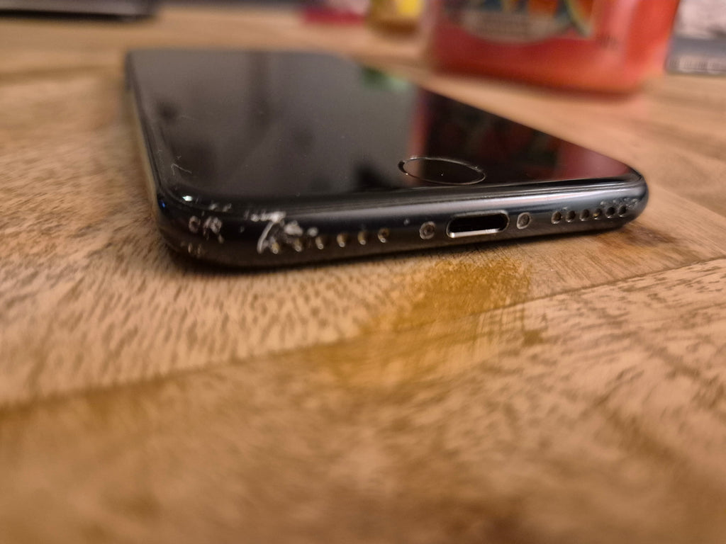 Apple iPhone 7 32GB Black | Unlocked | Non-functional | For Parts