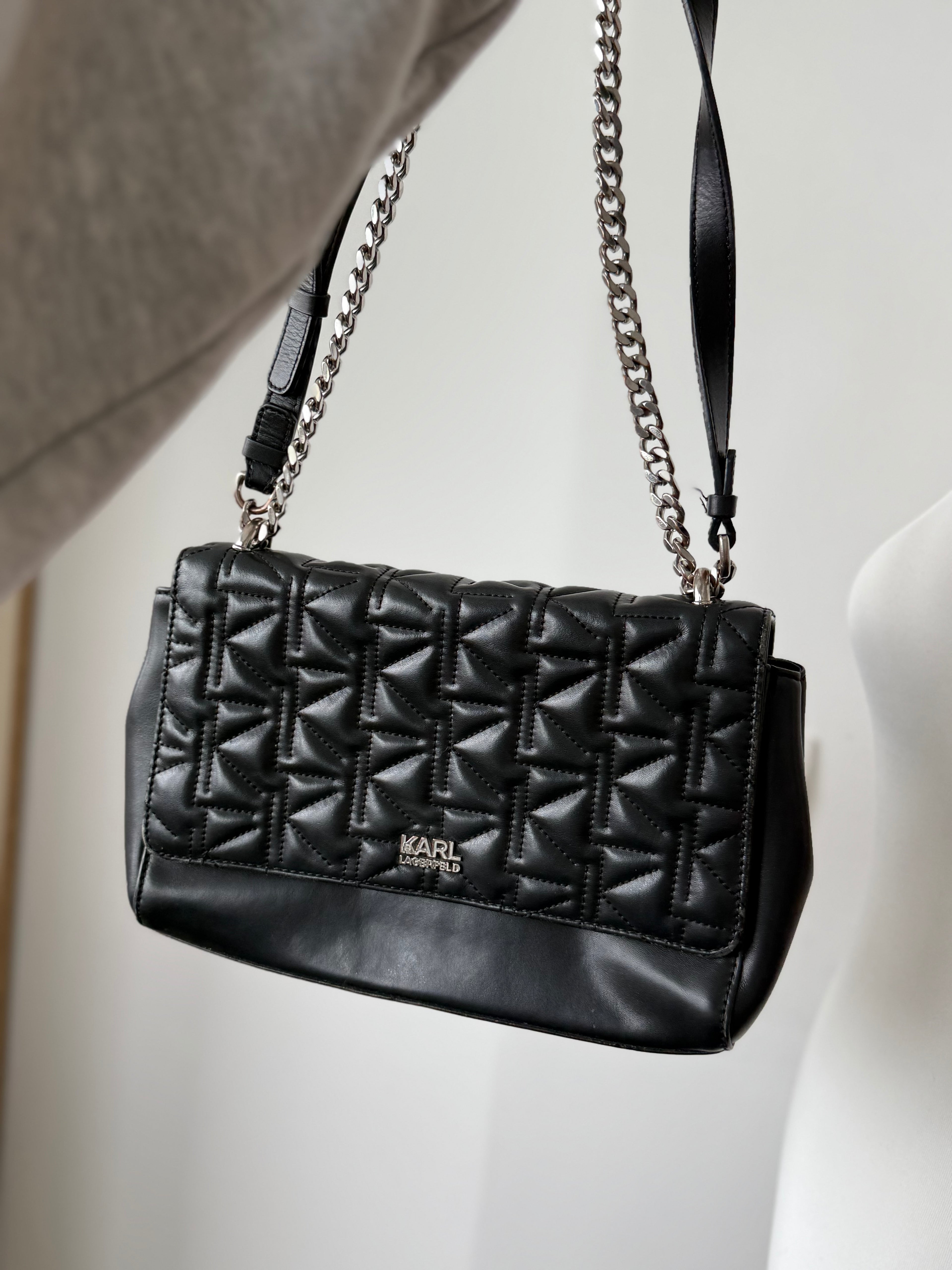 Karl Lagerfeld K/Kuilted Leder Tasche Schwarz, Kette & Schulterriemen, Gut