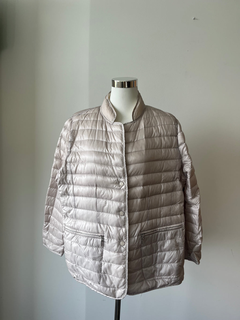 Jan Mayen Women's Lightweight Down Jacket, White, L, Collarless, Good Condition