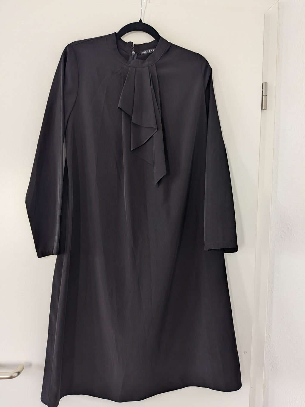 Elegant Tekbir Dress • EU 40 • Navy Blue • High Neck • Very Good Condition