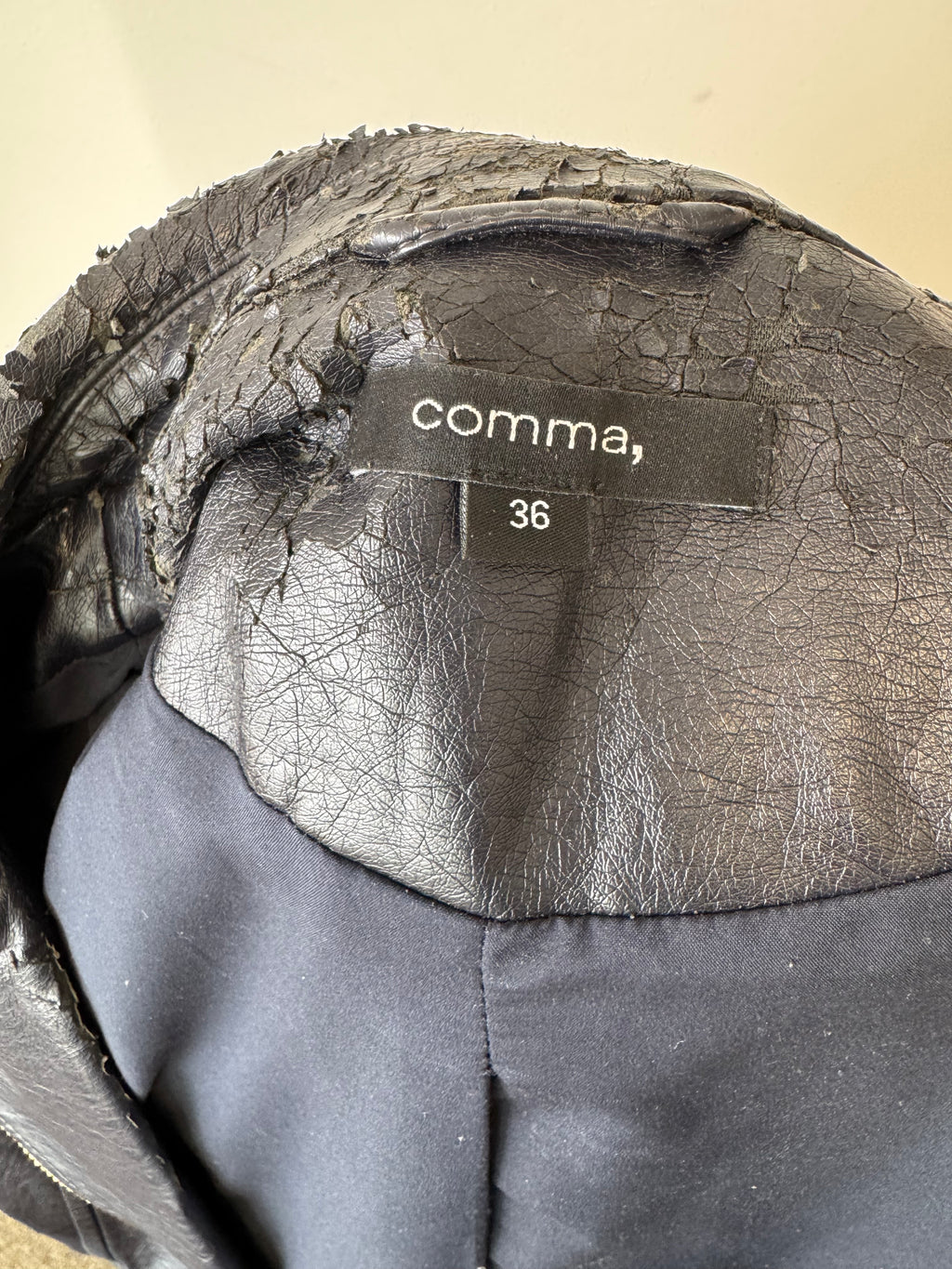 Comma faux-leather moto jacket black EU 36 – poor condition biker style