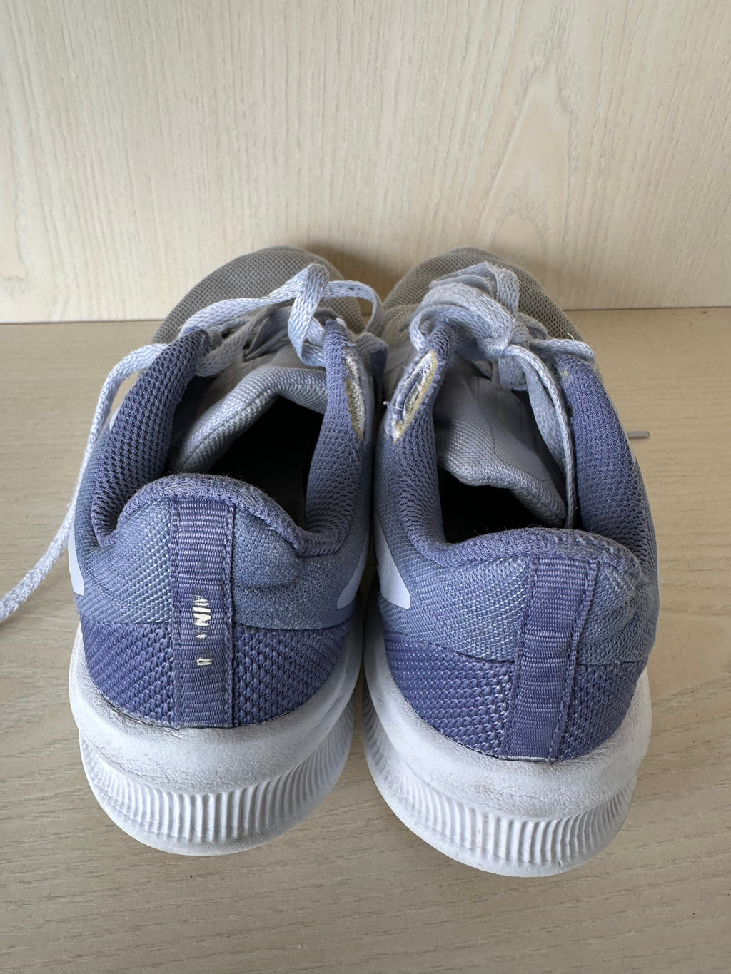 Nike Revolution 3 Laufschuhe – Sky Blue, EU 37.5, Gebraucht