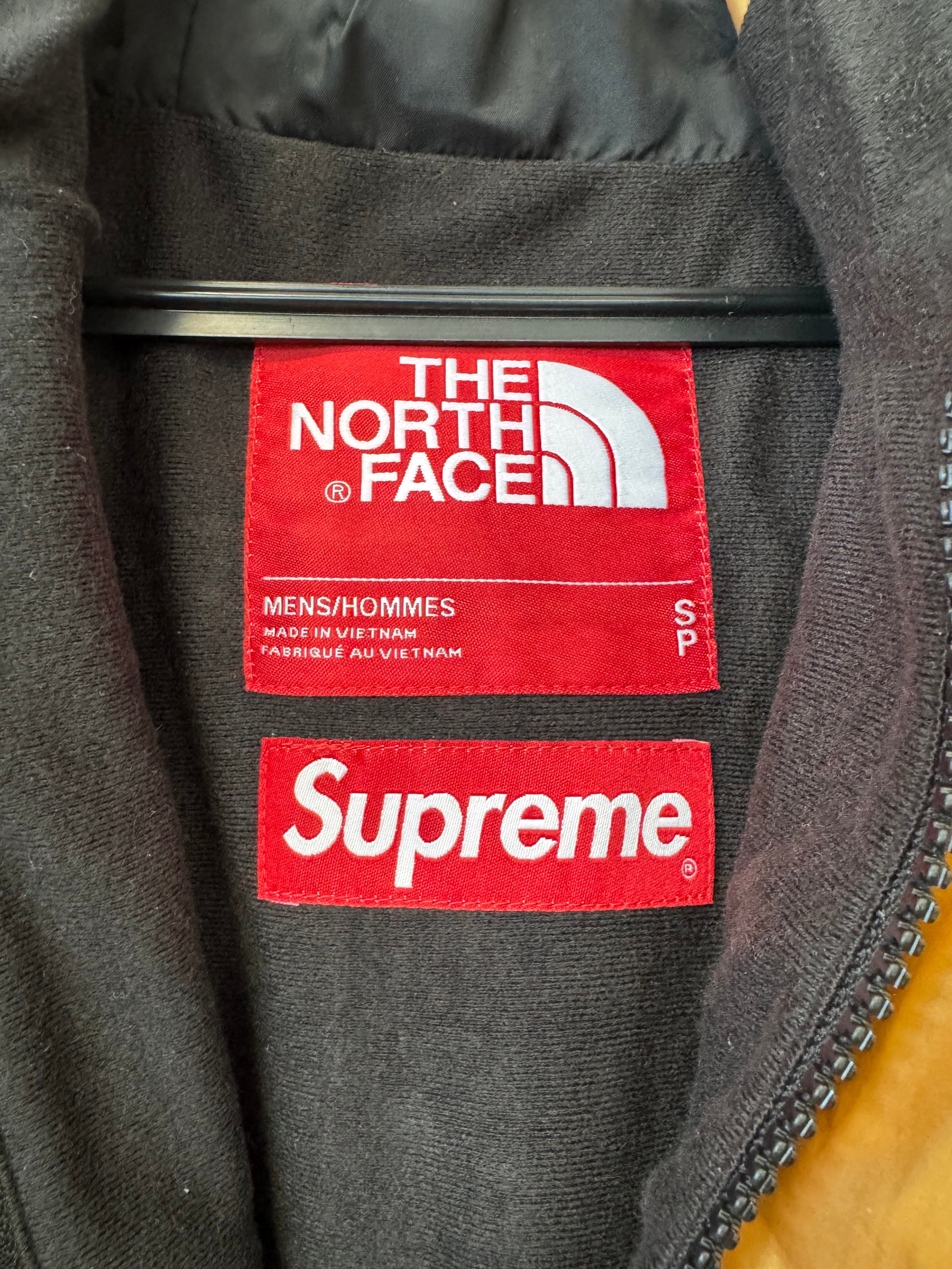 Supreme x The North Face Metallic Mountain Parka Gold S Neu mit Etikett